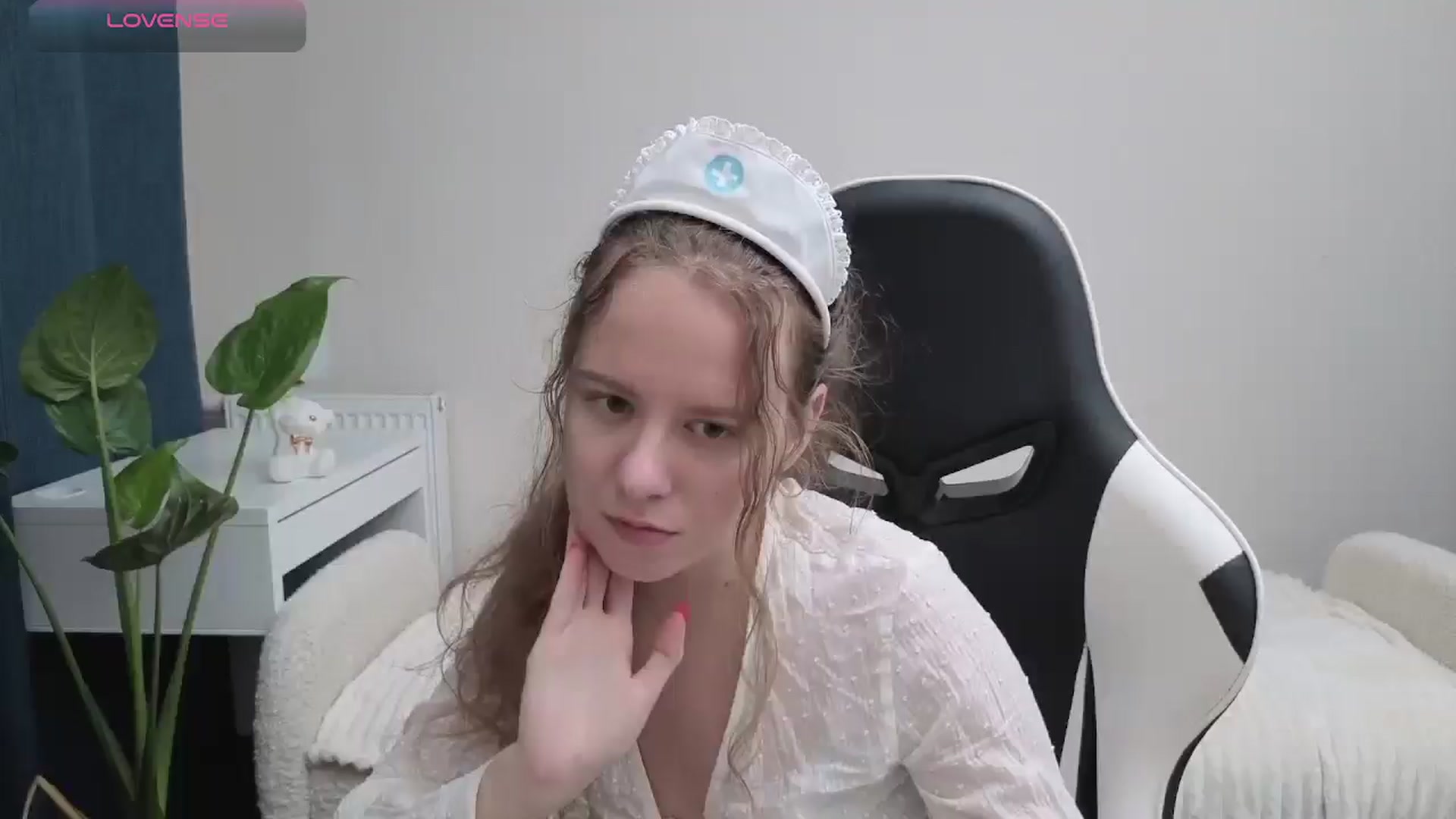 Gallery image thumbnail from BlueFlowerr's myfreecams stream on, 10/24/2025, 20:05 image 3 of 20