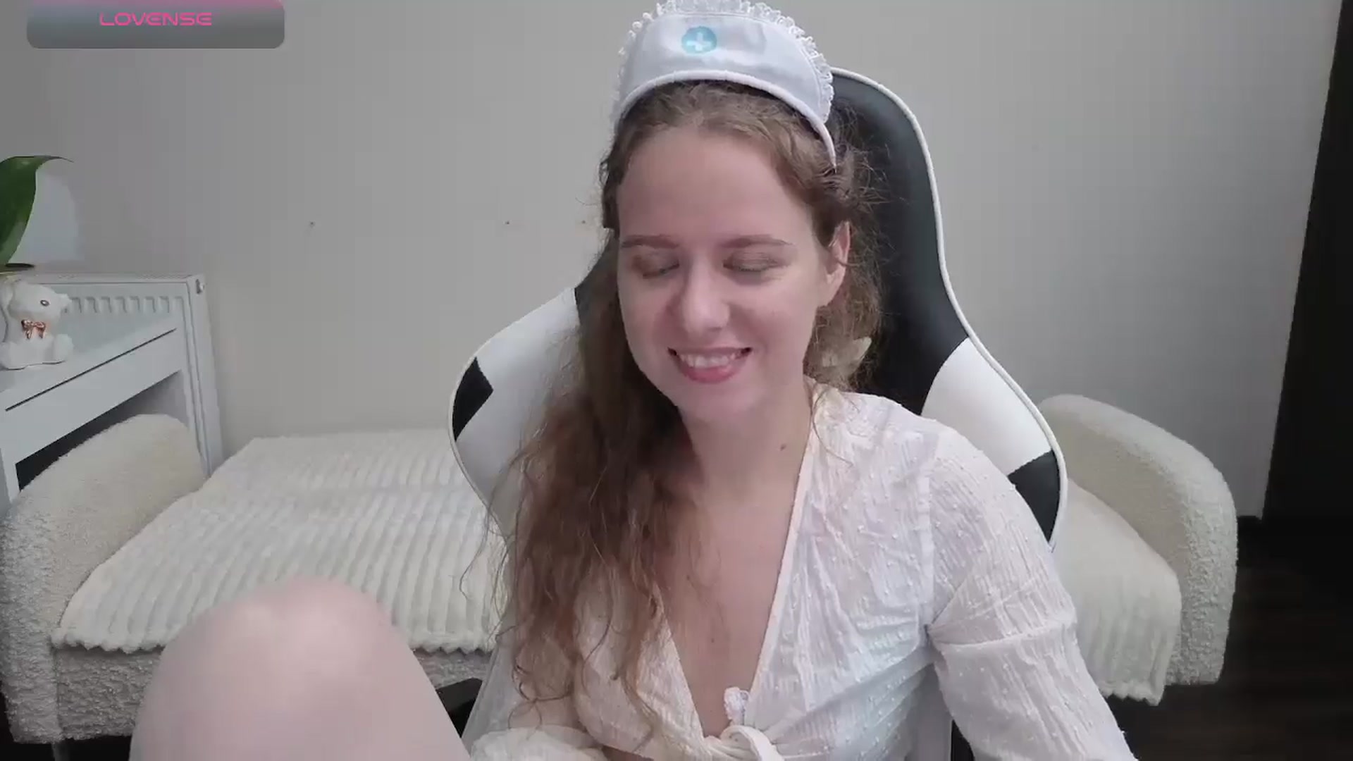 Gallery image thumbnail from BlueFlowerr's myfreecams stream on, 10/24/2025, 22:15 image 2 of 20