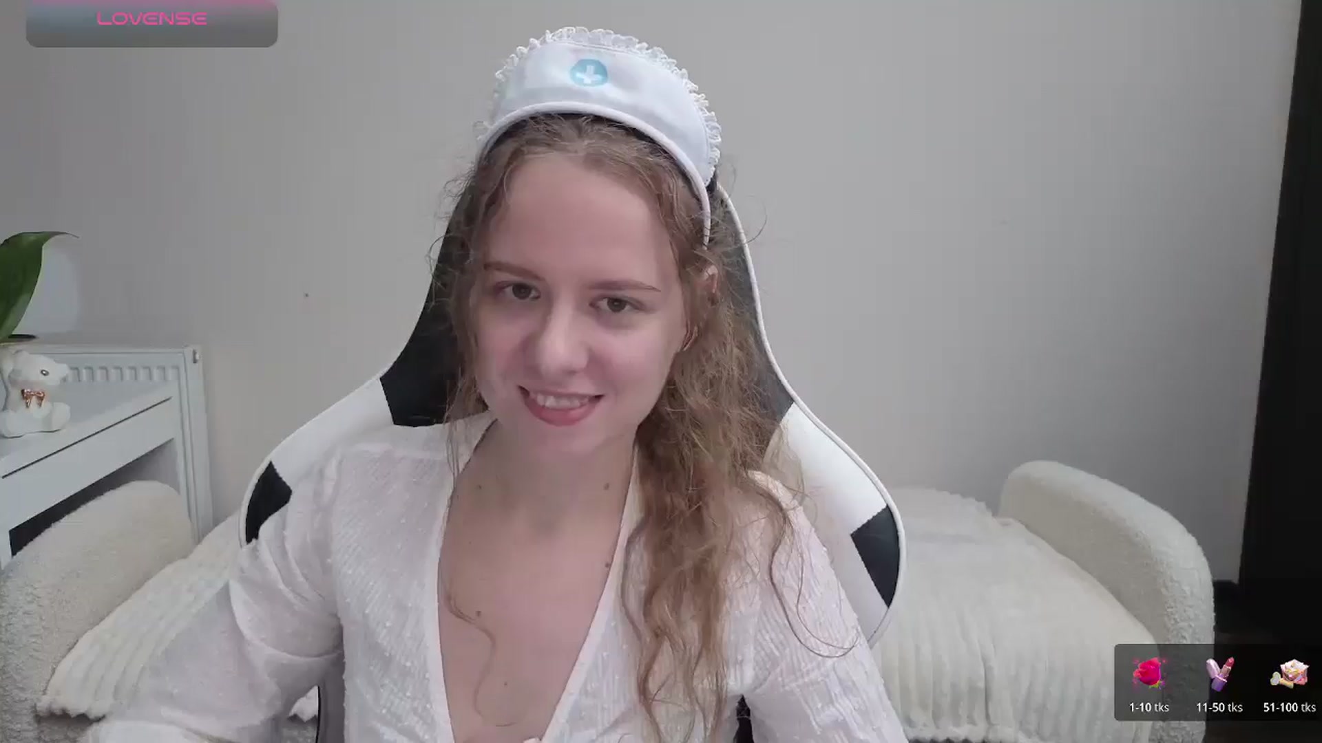Gallery image thumbnail from BlueFlowerr's myfreecams stream on, 10/24/2025, 22:53 image 1 of 20
