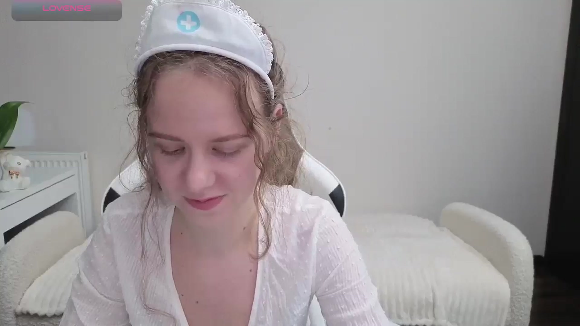 Gallery image thumbnail from BlueFlowerr's myfreecams stream on, 10/24/2025, 22:53 image 9 of 20