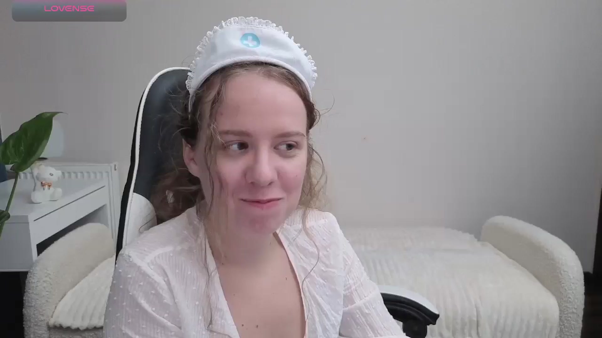 Gallery image thumbnail from BlueFlowerr's myfreecams stream on, 10/24/2025, 23:52 image 14 of 20