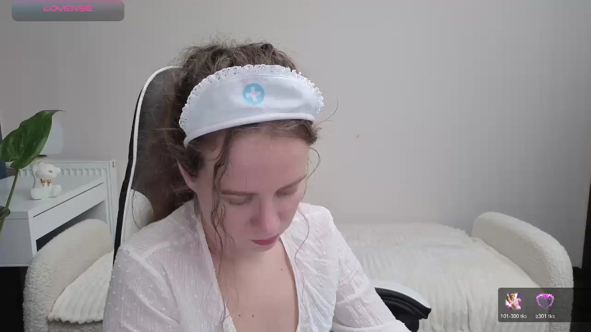 Gallery image thumbnail from BlueFlowerr's myfreecams stream on, 10/24/2025, 23:52 image 15 of 20