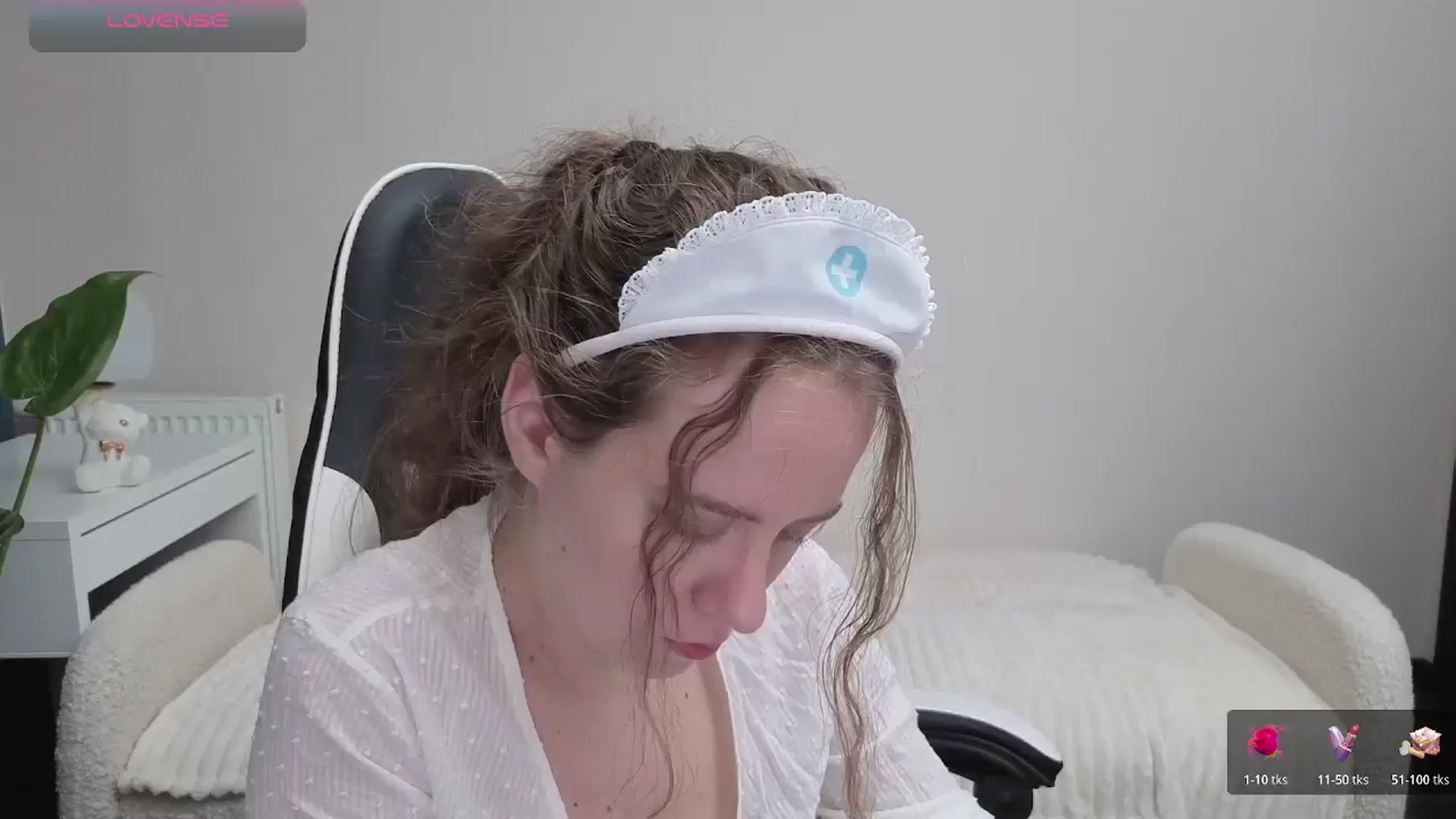 Gallery image thumbnail from BlueFlowerr's myfreecams stream on, 10/24/2025, 23:52 image 12 of 20