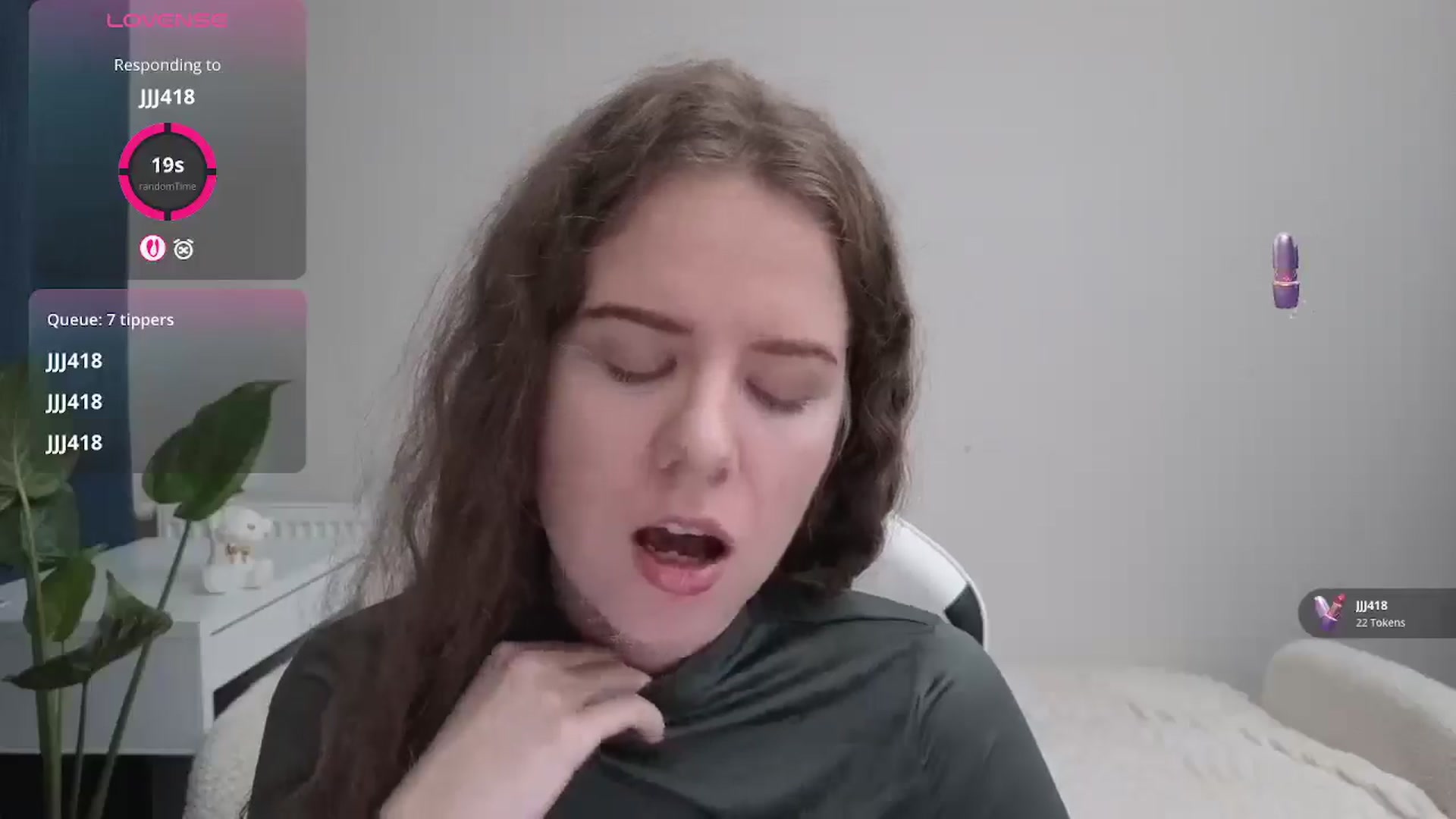 Gallery image thumbnail from BlueFlowerr's myfreecams stream on, 10/28/2025, 17:10 image 5 of 20