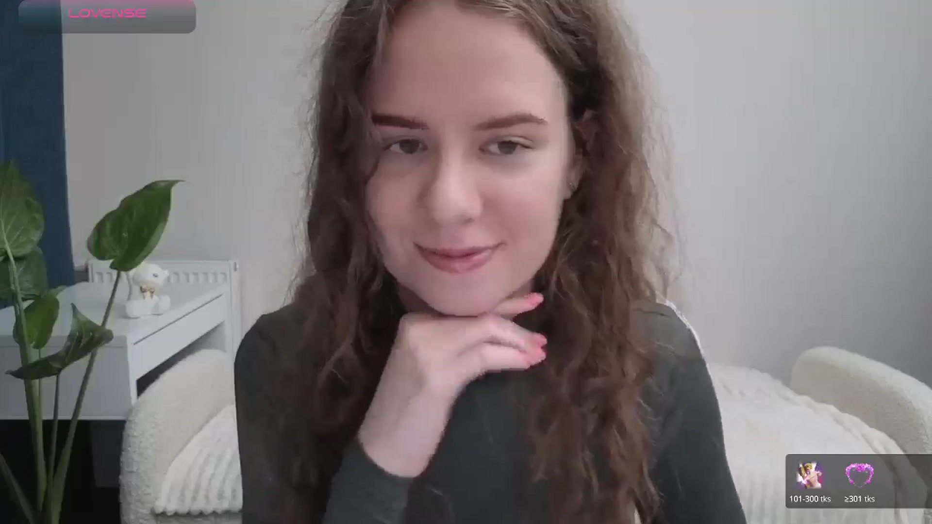 Gallery image thumbnail from BlueFlowerr's myfreecams stream on, 10/28/2025, 20:57 image 6 of 20