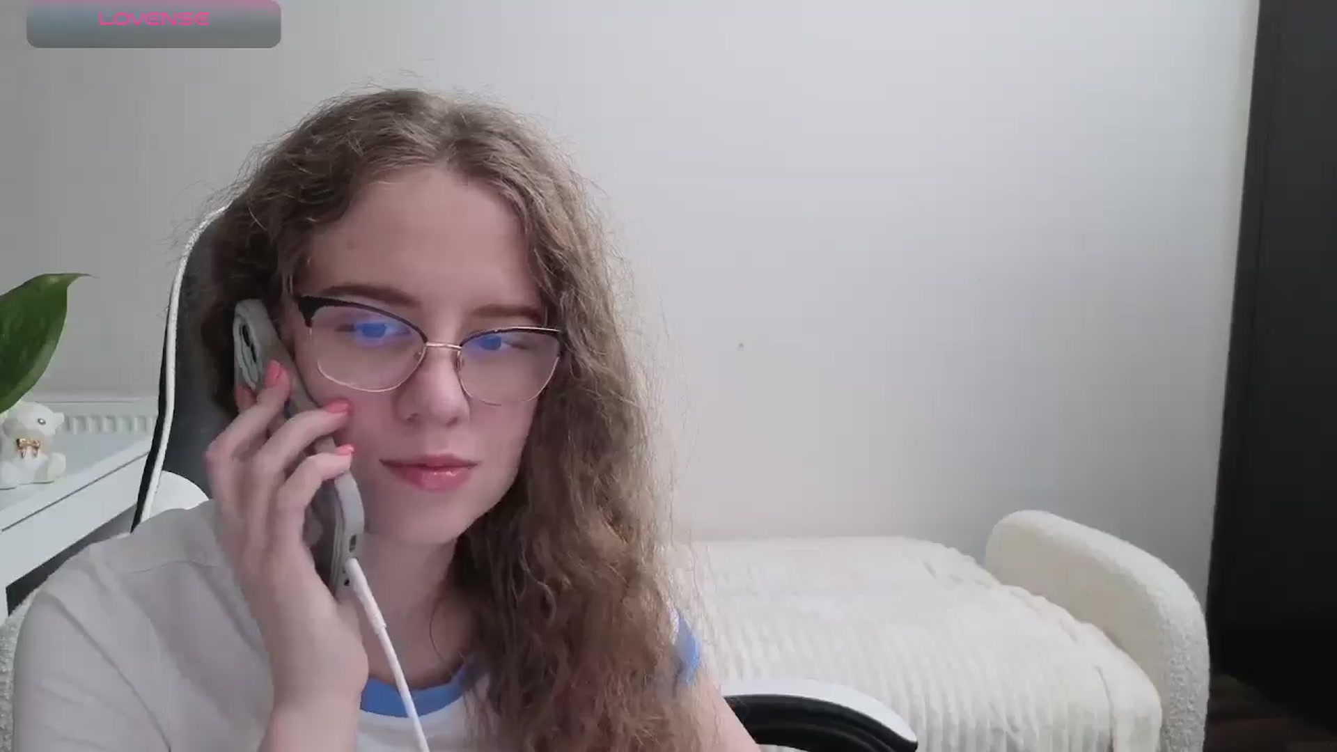 Gallery image thumbnail from BlueFlowerr's myfreecams stream on, 10/29/2025, 19:13 image 3 of 20