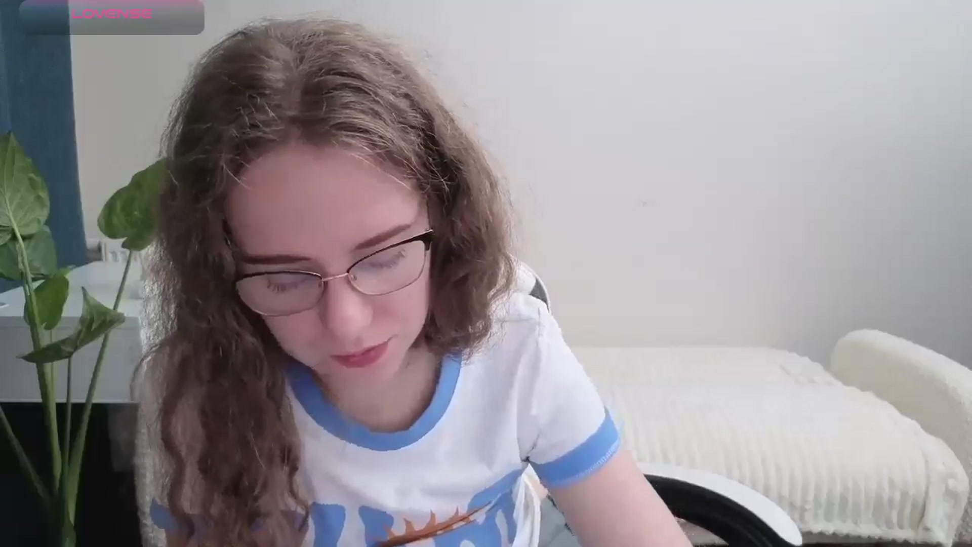 Gallery image thumbnail from BlueFlowerr's myfreecams stream on, 10/29/2025, 21:44 image 17 of 20