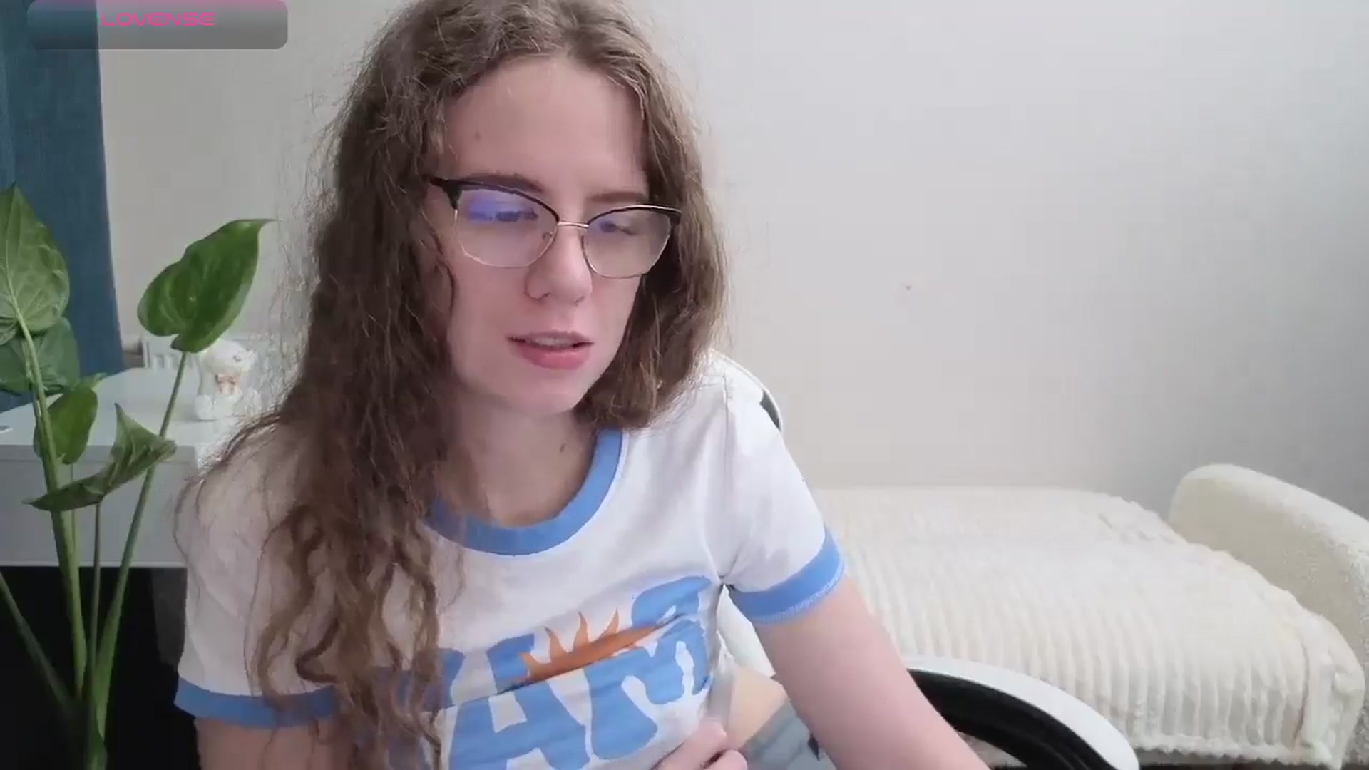 Gallery image thumbnail from BlueFlowerr's myfreecams stream on, 10/29/2025, 21:44 image 12 of 20