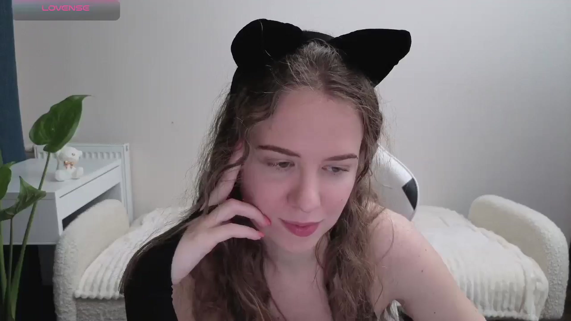Gallery image thumbnail from BlueFlowerr's myfreecams stream on, 10/30/2025, 17:23 image 12 of 20