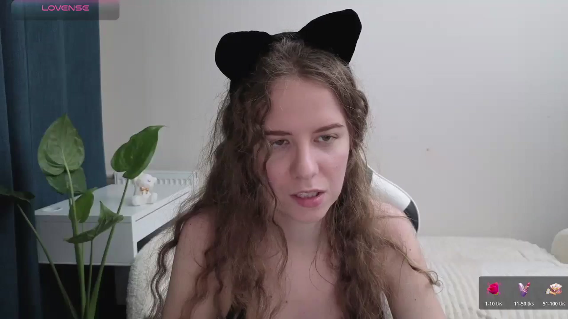 Gallery image thumbnail from BlueFlowerr's myfreecams stream on, 10/30/2025, 19:50 image 12 of 20