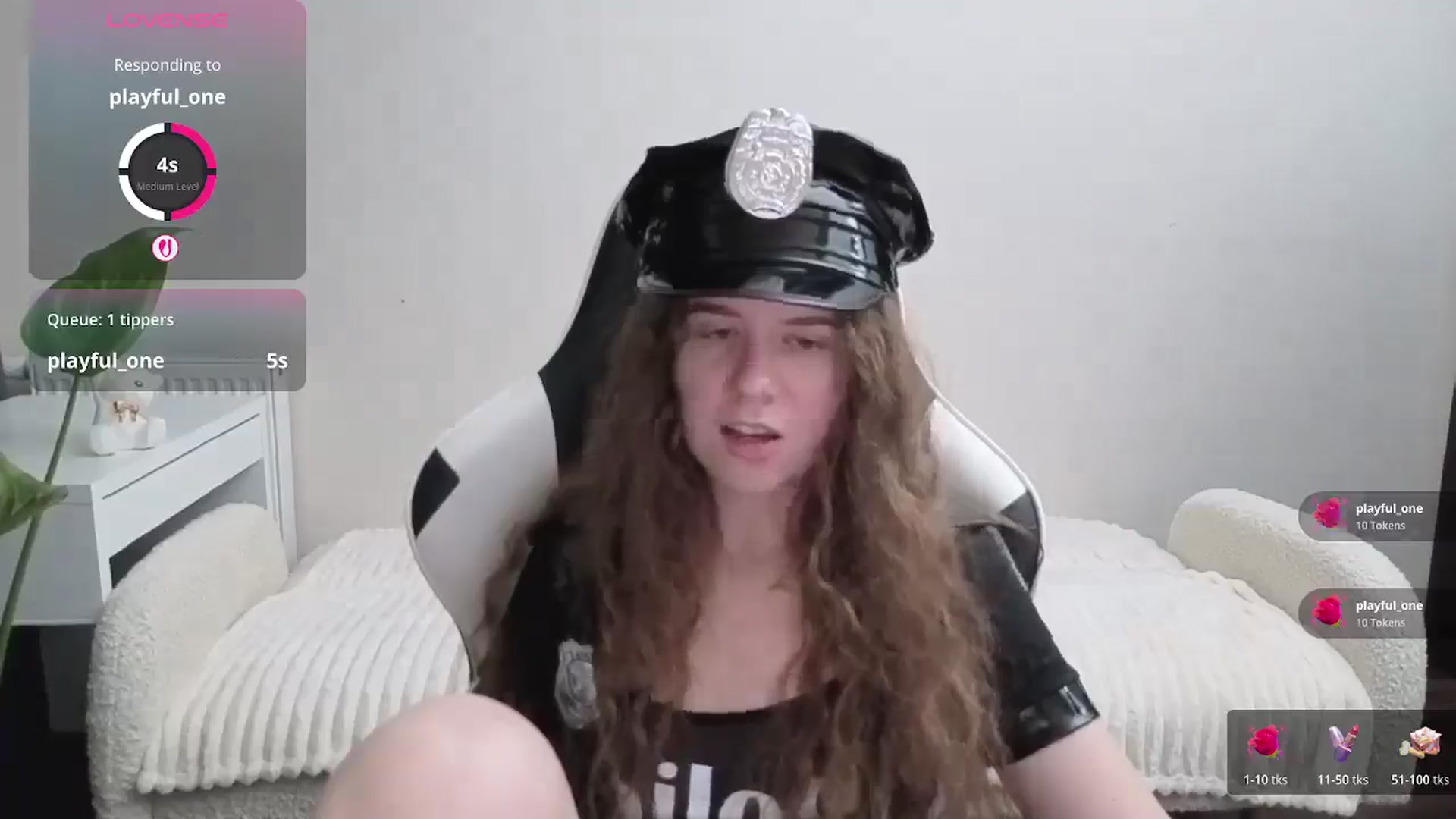 Gallery image thumbnail from BlueFlowerr's myfreecams stream on, 10/31/2025, 17:33 image 13 of 20