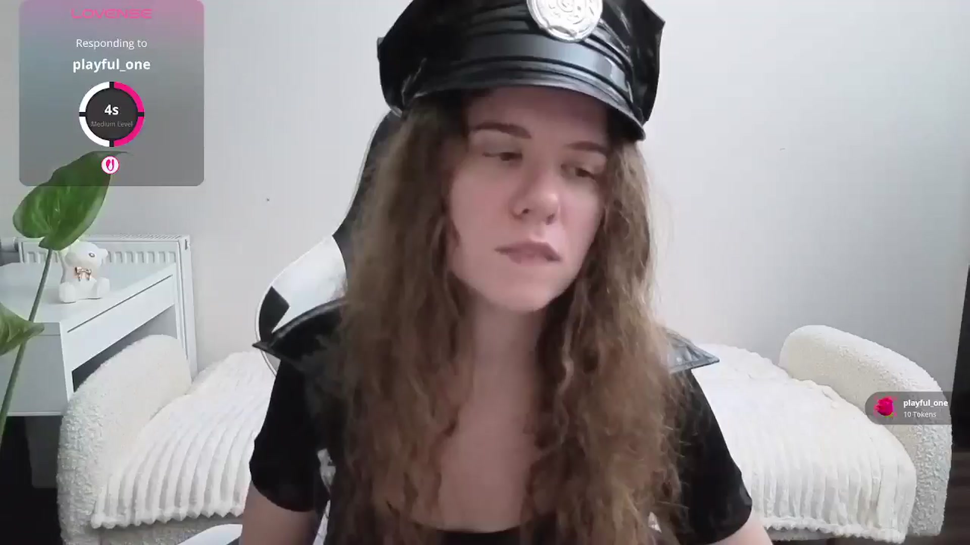 Gallery image thumbnail from BlueFlowerr's myfreecams stream on, 10/31/2025, 17:33 image 12 of 20