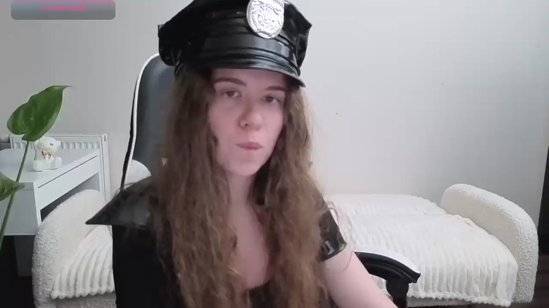 Gallery image thumbnail from BlueFlowerr's myfreecams stream on, 10/31/2025, 17:33 image 20 of 20