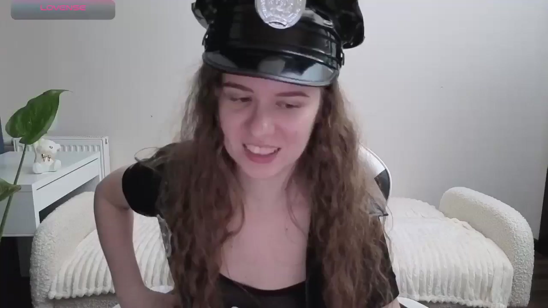 Gallery image thumbnail from BlueFlowerr's myfreecams stream on, 10/31/2025, 19:07 image 7 of 20