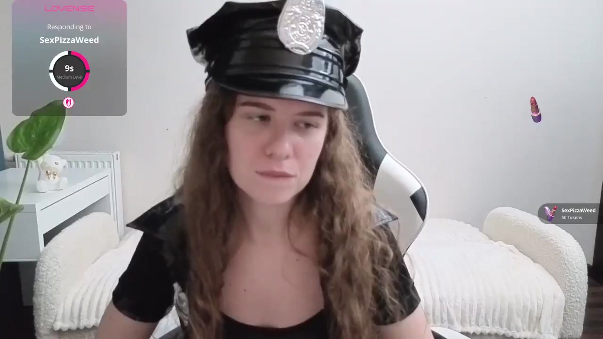 Gallery image thumbnail from BlueFlowerr's myfreecams stream on, 10/31/2025, 19:07 image 10 of 20