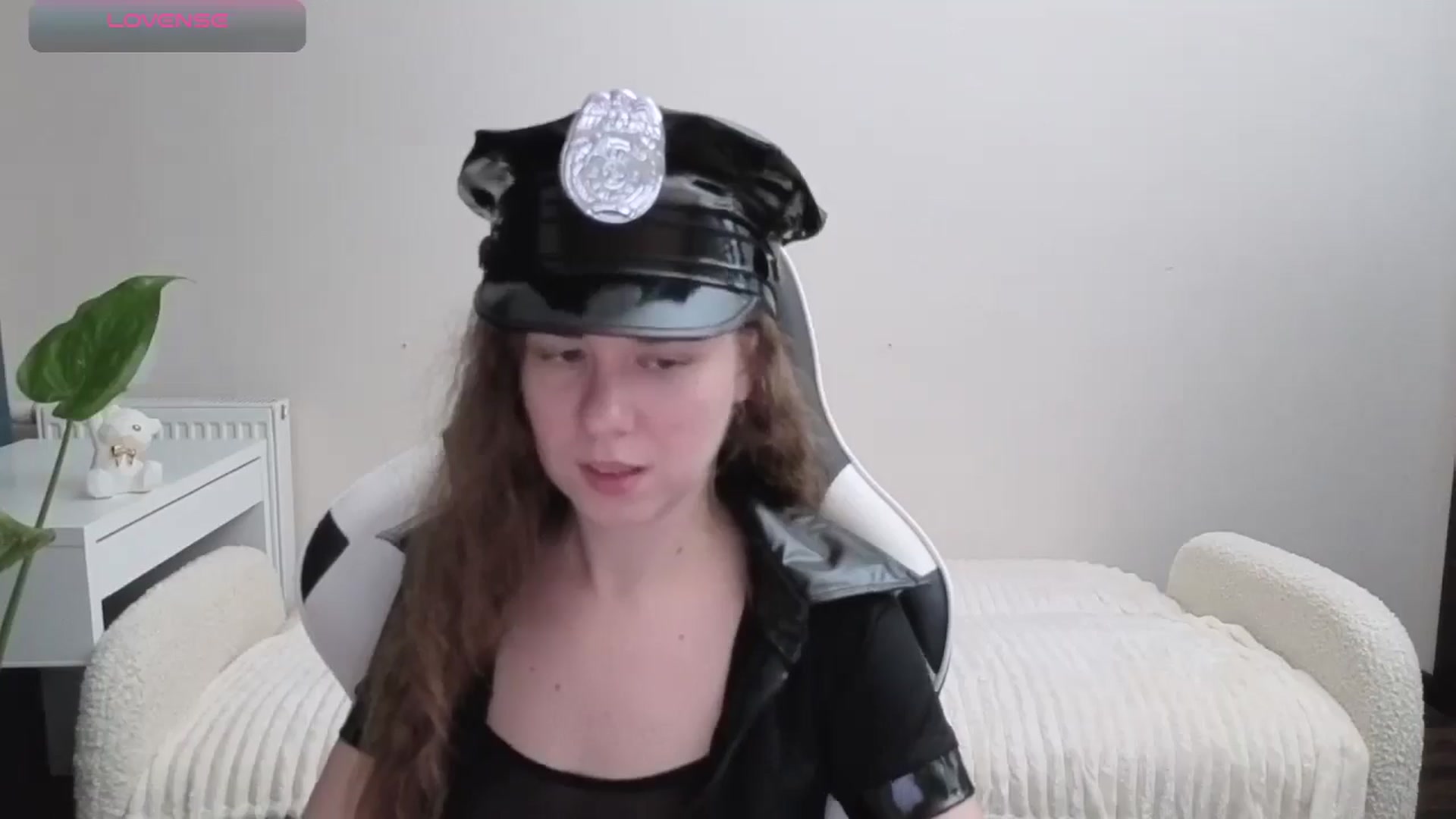 Gallery image thumbnail from BlueFlowerr's myfreecams stream on, 10/31/2025, 19:07 image 19 of 20