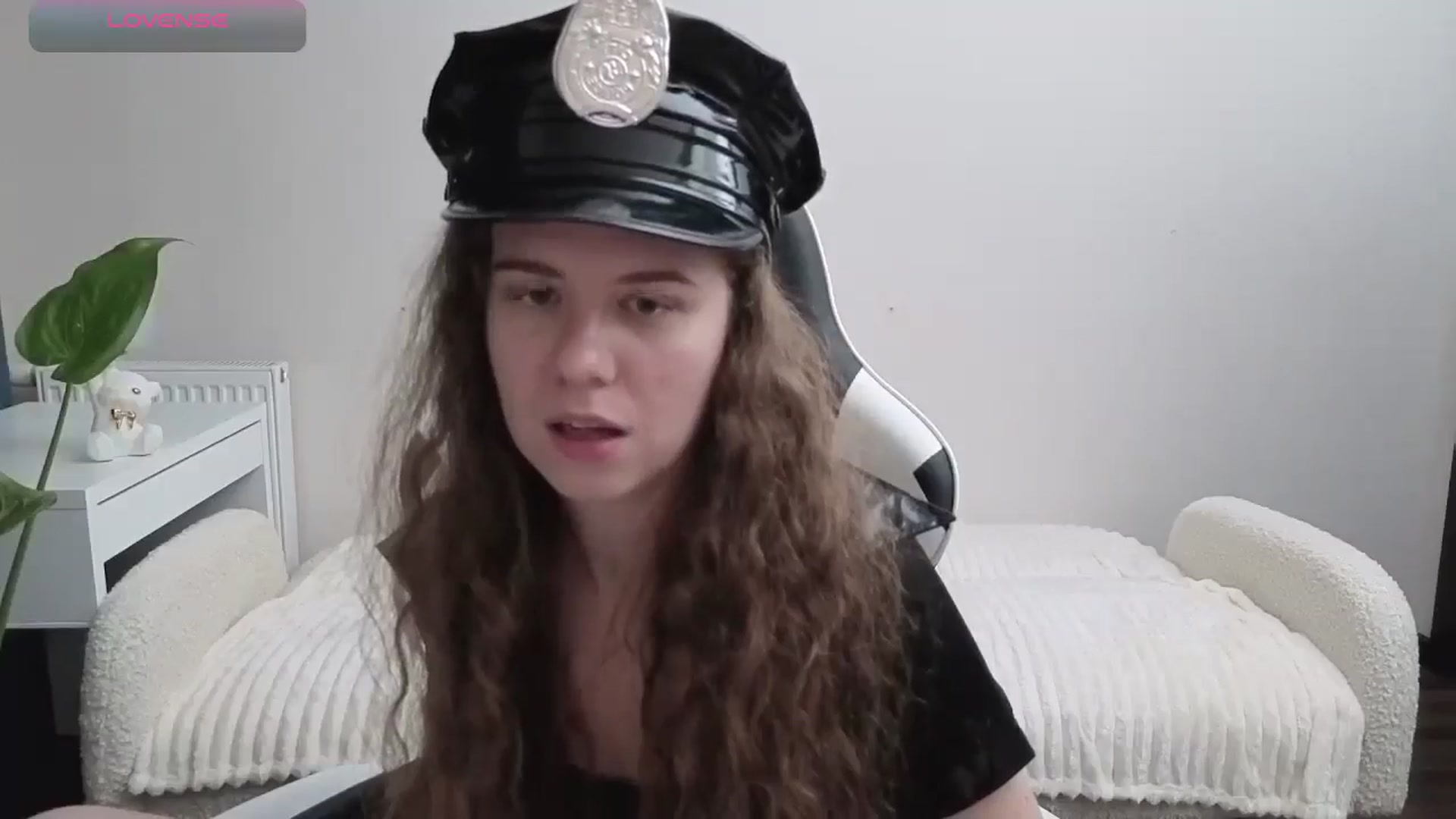 Gallery image thumbnail from BlueFlowerr's myfreecams stream on, 10/31/2025, 19:07 image 2 of 20