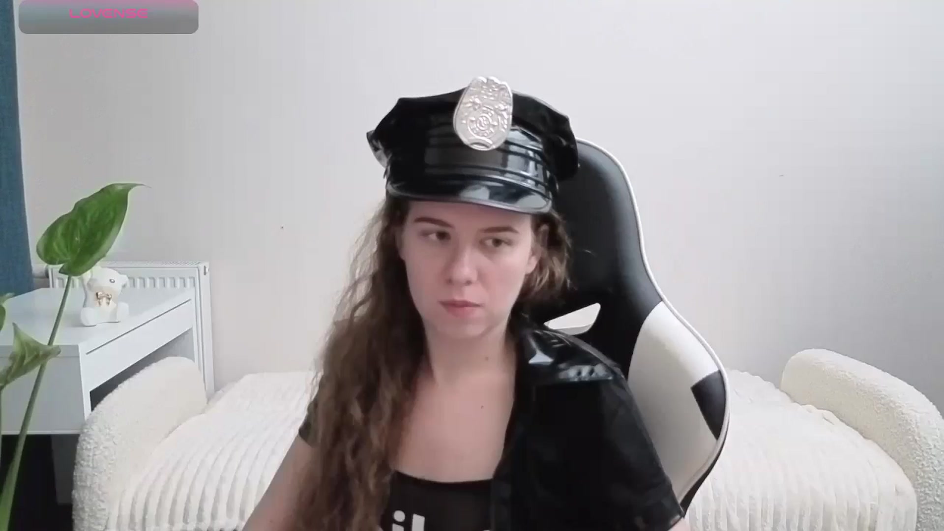Gallery image thumbnail from BlueFlowerr's myfreecams stream on, 10/31/2025, 21:14 image 17 of 20