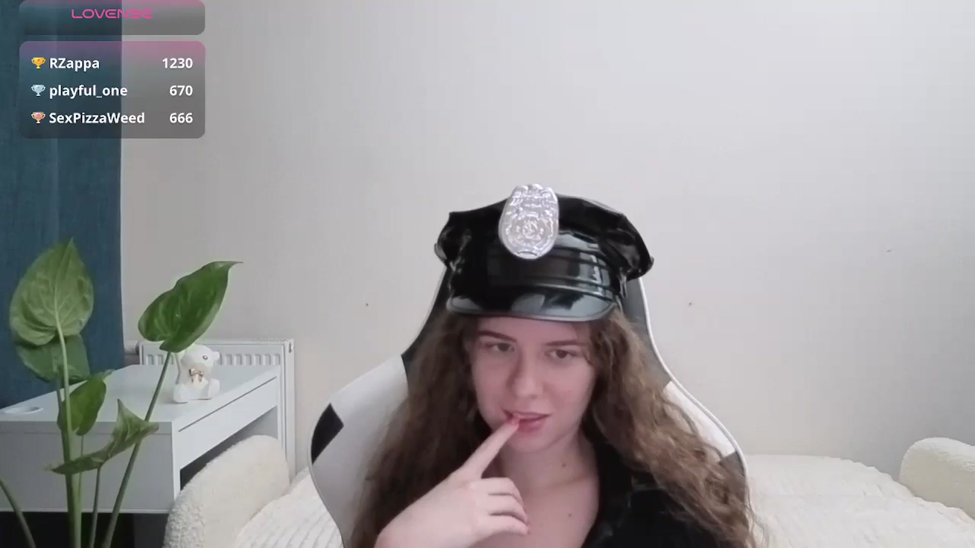 Gallery image thumbnail from BlueFlowerr's myfreecams stream on, 10/31/2025, 22:48 image 8 of 20