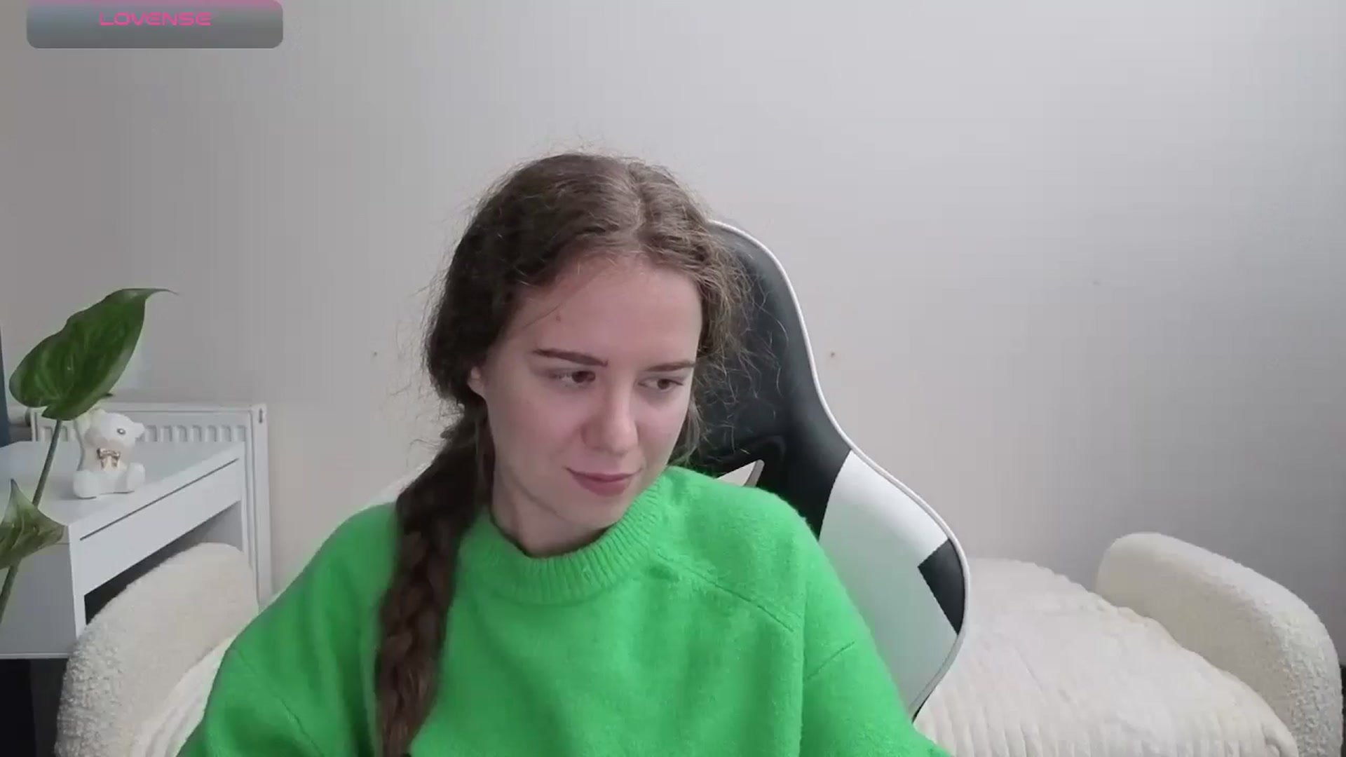 Gallery image thumbnail from BlueFlowerr's myfreecams stream on, 11/01/2025, 19:47 image 4 of 20