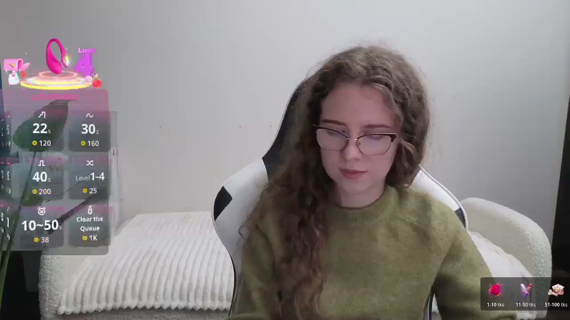 Gallery image thumbnail from BlueFlowerr's myfreecams stream on, 11/02/2025, 18:46 image 19 of 20