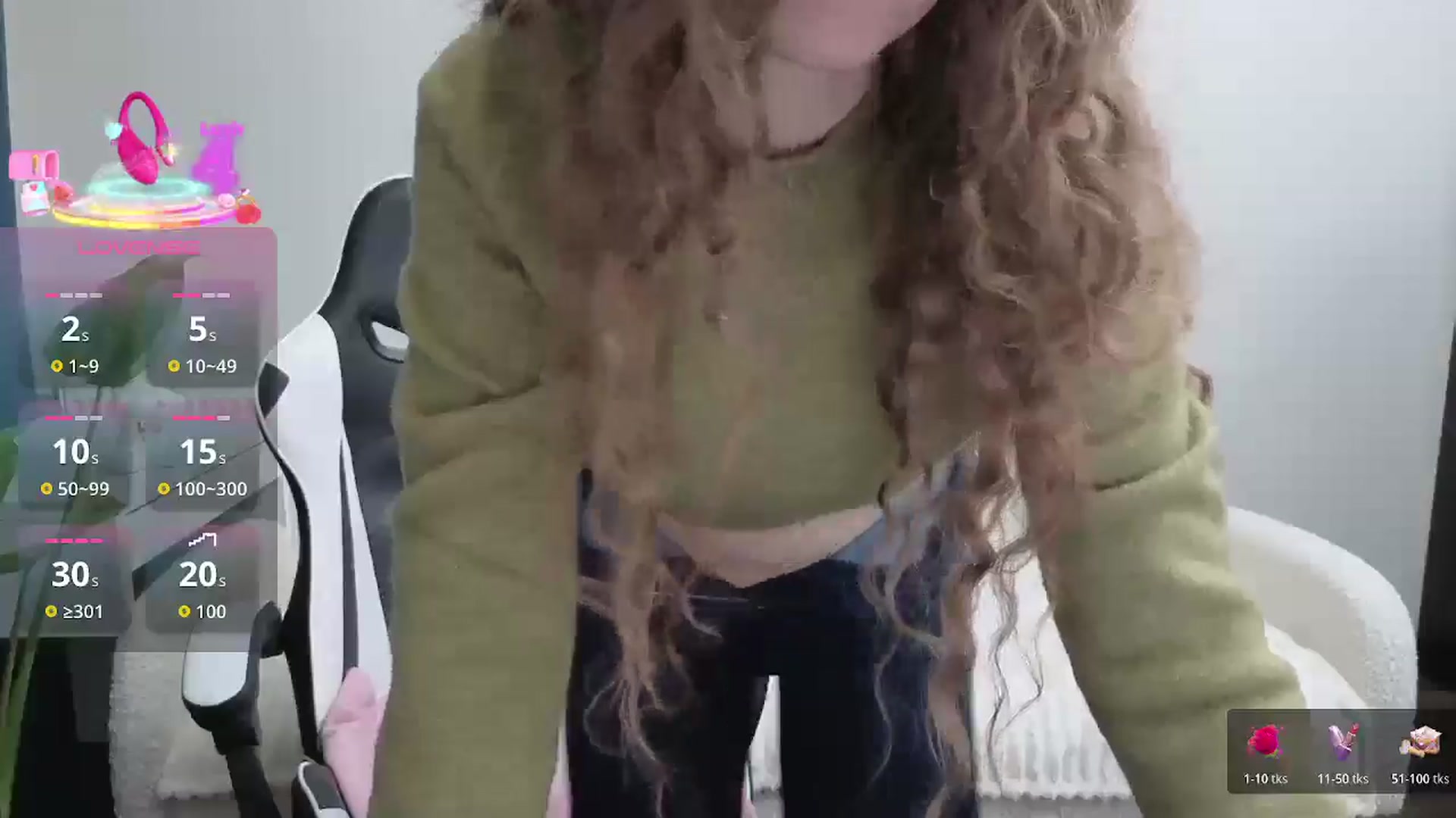 Gallery image thumbnail from BlueFlowerr's myfreecams stream on, 11/02/2025, 18:46 image 7 of 20