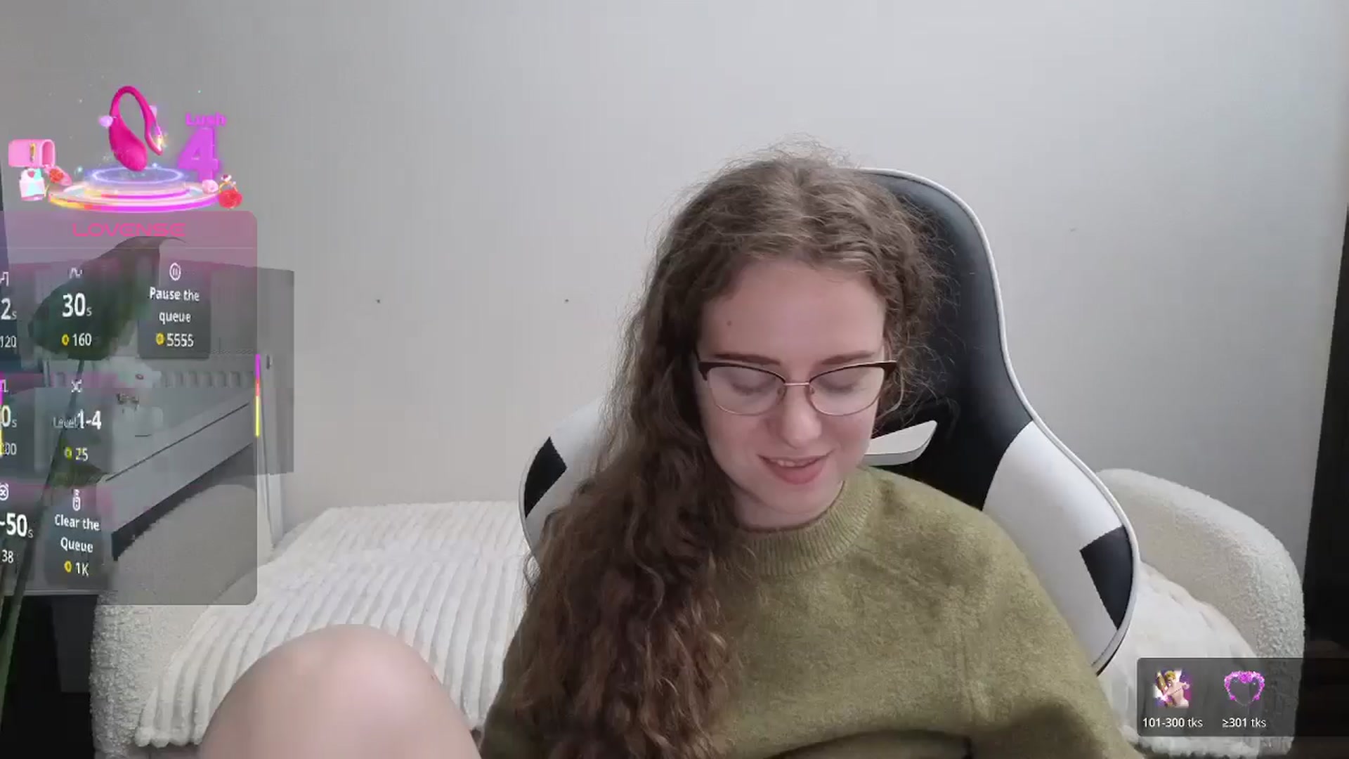 Gallery image thumbnail from BlueFlowerr's myfreecams stream on, 11/02/2025, 20:13 image 7 of 20