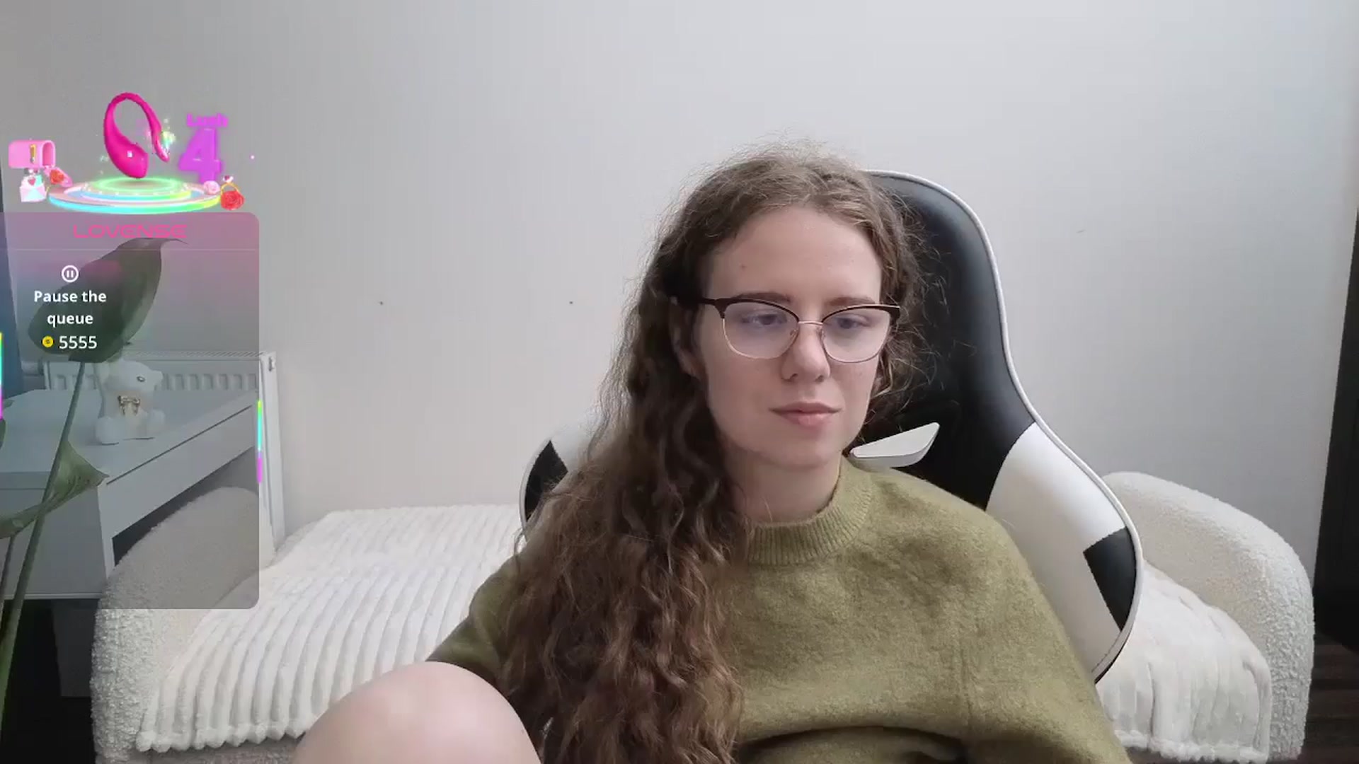 Gallery image thumbnail from BlueFlowerr's myfreecams stream on, 11/02/2025, 20:13 image 6 of 20