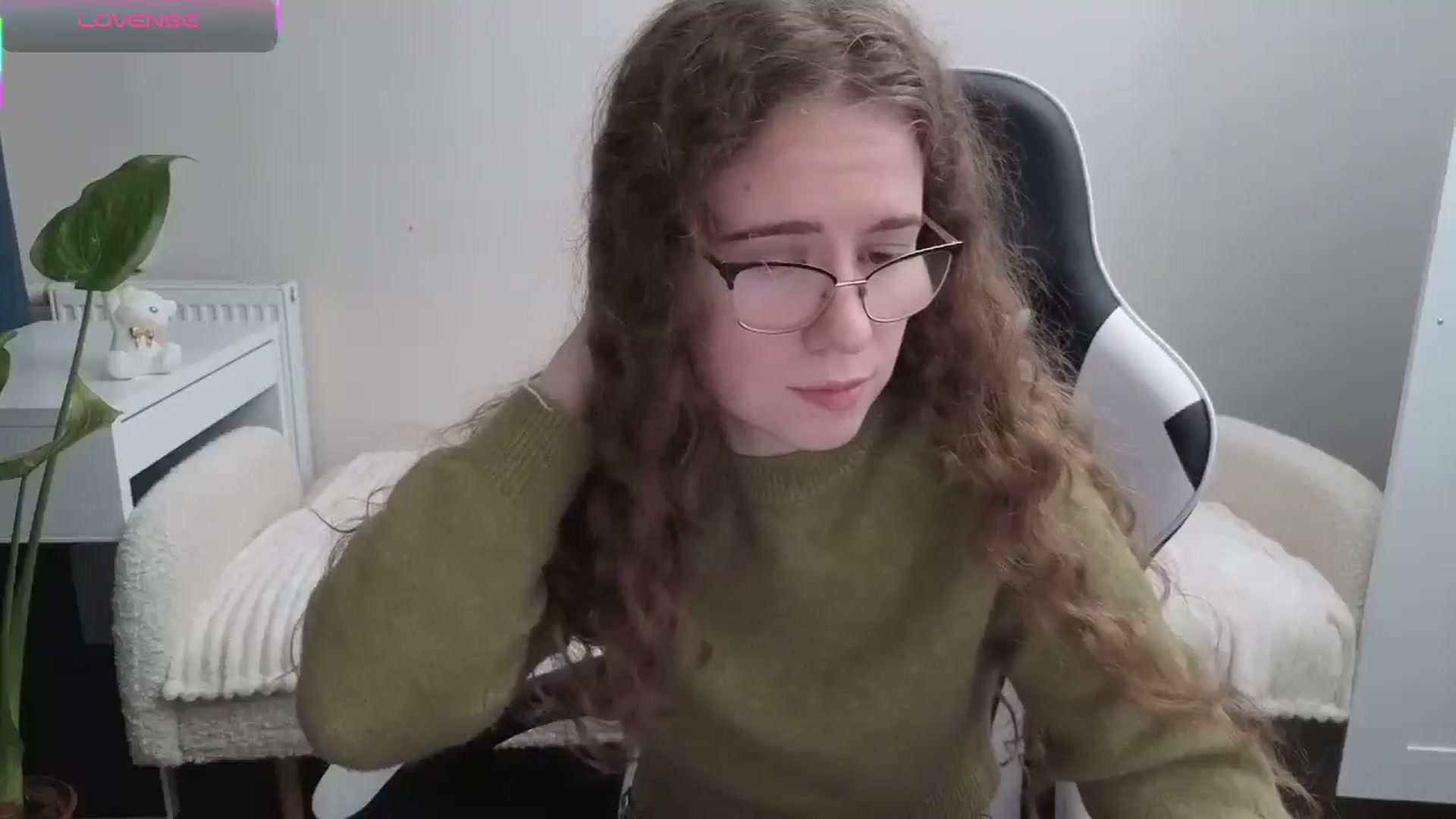 Gallery image thumbnail from BlueFlowerr's myfreecams stream on, 11/02/2025, 20:58 image 7 of 20