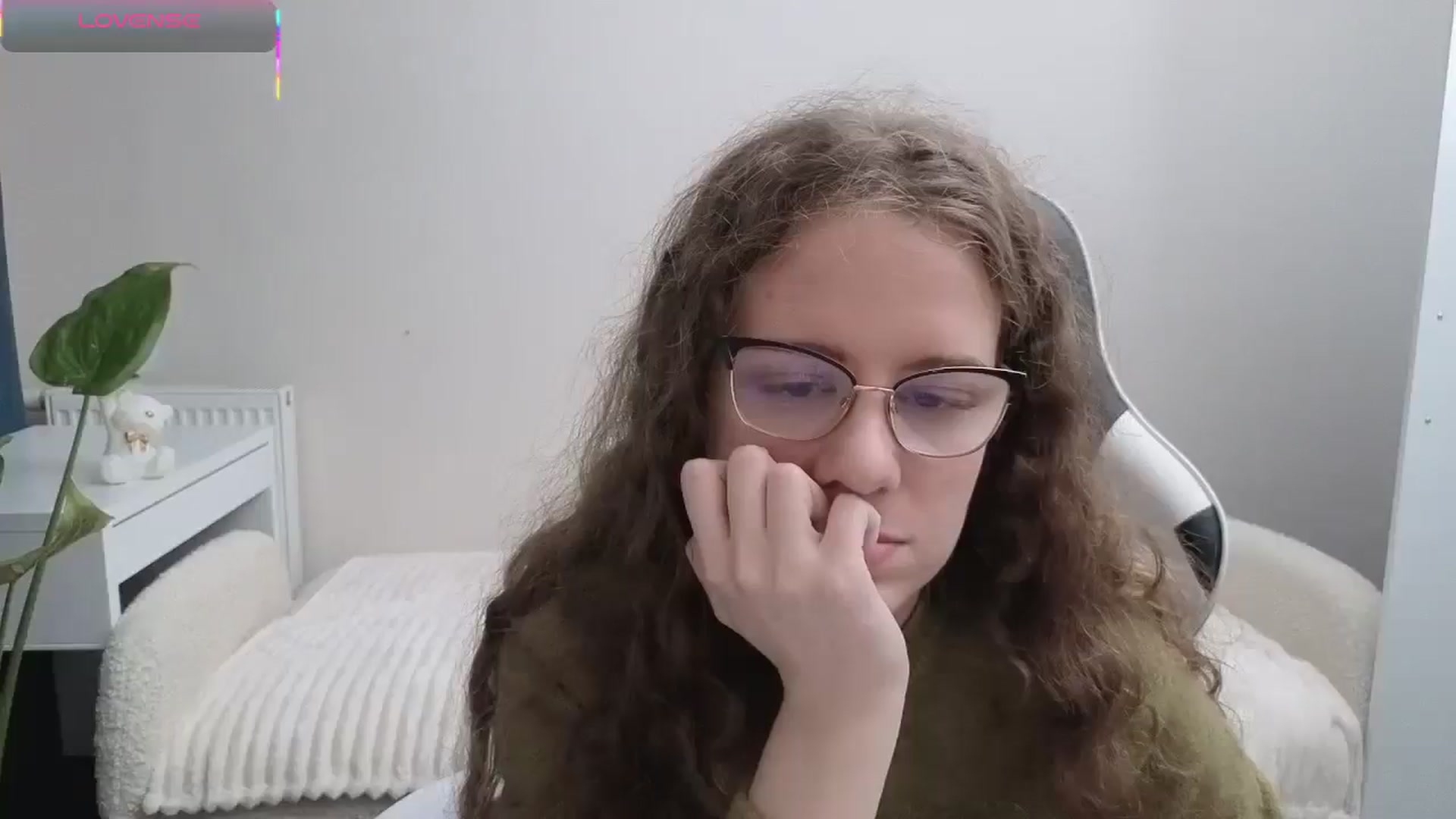 Gallery image thumbnail from BlueFlowerr's myfreecams stream on, 11/02/2025, 20:58 image 15 of 20