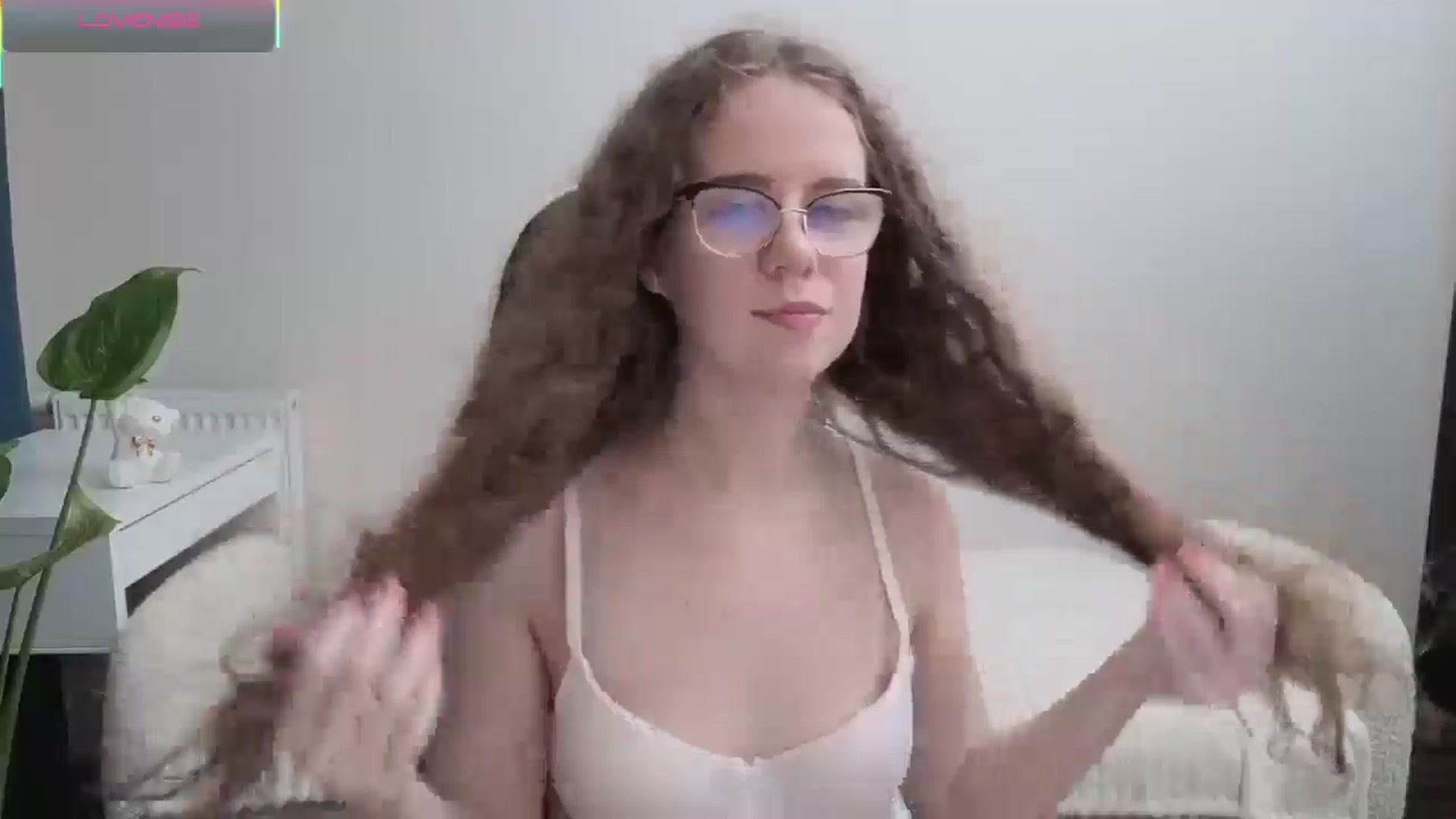 Gallery image thumbnail from BlueFlowerr's myfreecams stream on, 11/02/2025, 22:25 image 10 of 20