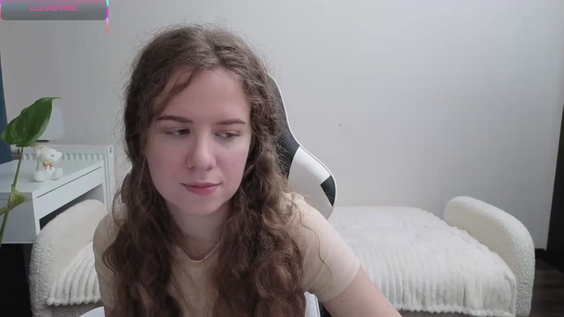 Gallery image thumbnail from BlueFlowerr's myfreecams stream on, 11/03/2025, 18:49 image 11 of 20