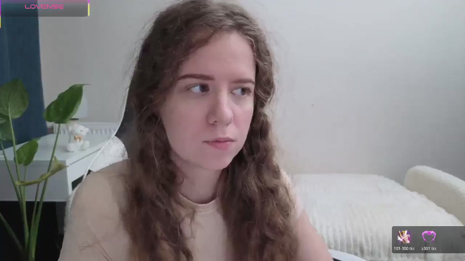 Gallery image thumbnail from BlueFlowerr's myfreecams stream on, 11/03/2025, 23:02 image 16 of 20