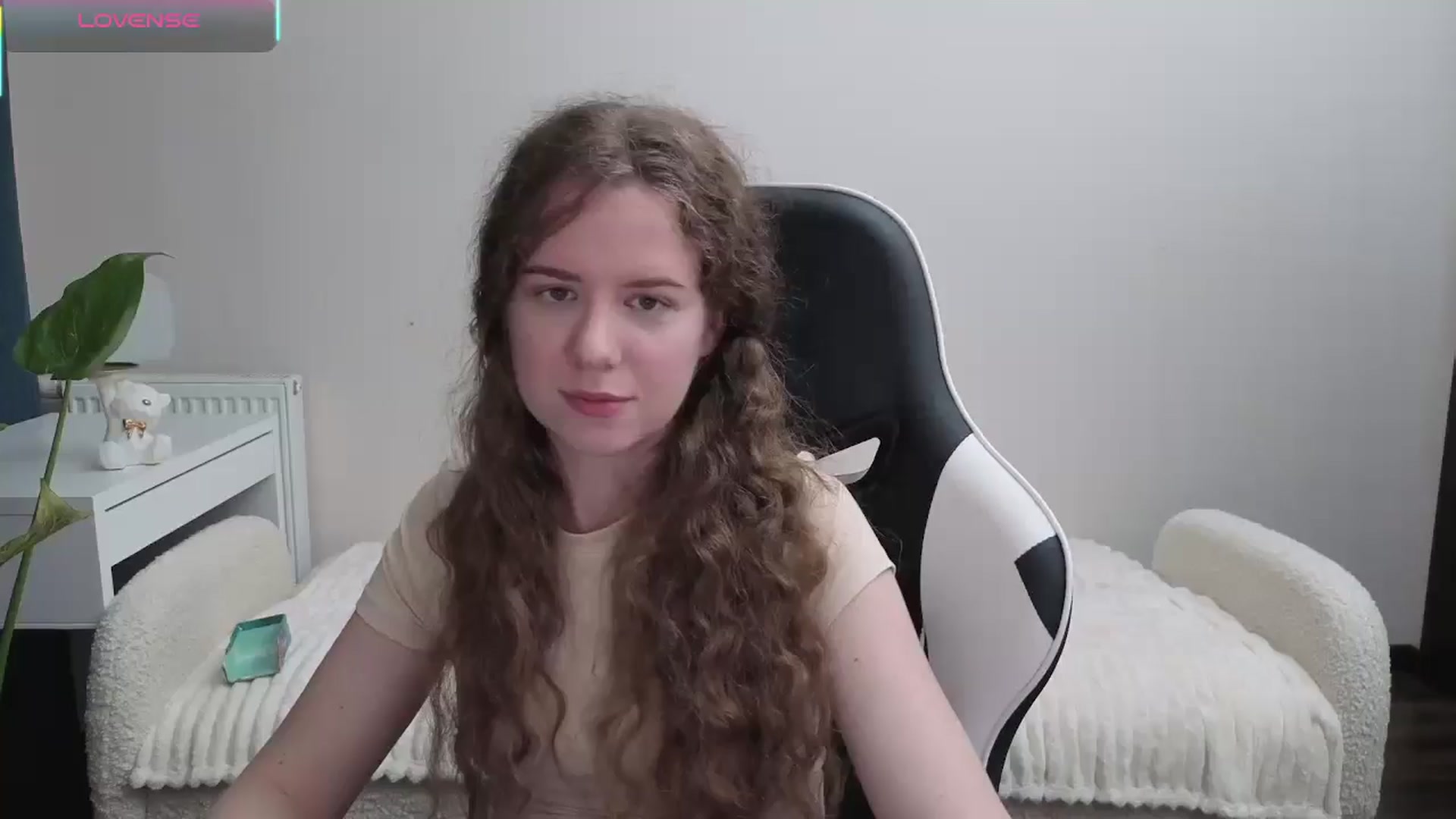 Gallery image thumbnail from BlueFlowerr's myfreecams stream on, 11/03/2025, 23:02 image 1 of 20