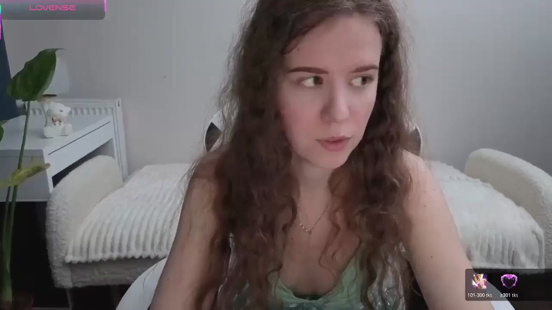 Gallery image thumbnail from BlueFlowerr's myfreecams stream on, 11/04/2025, 18:54 image 7 of 20