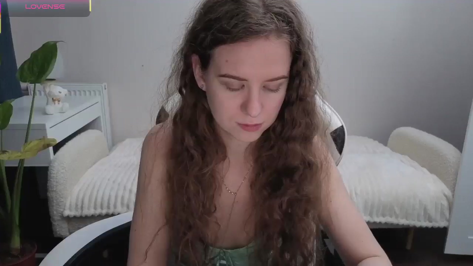 Gallery image thumbnail from BlueFlowerr's myfreecams stream on, 11/05/2025, 01:13 image 9 of 20