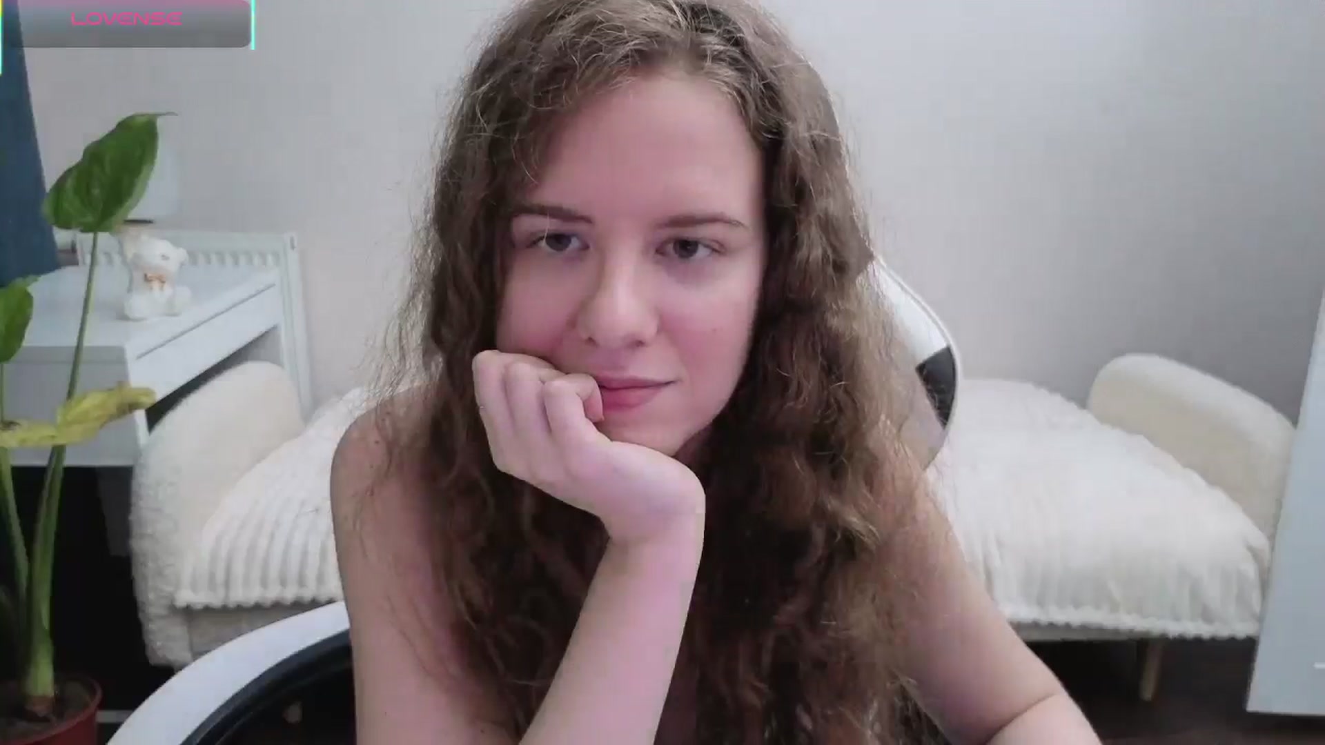 Gallery image thumbnail from BlueFlowerr's myfreecams stream on, 11/05/2025, 01:13 image 4 of 20