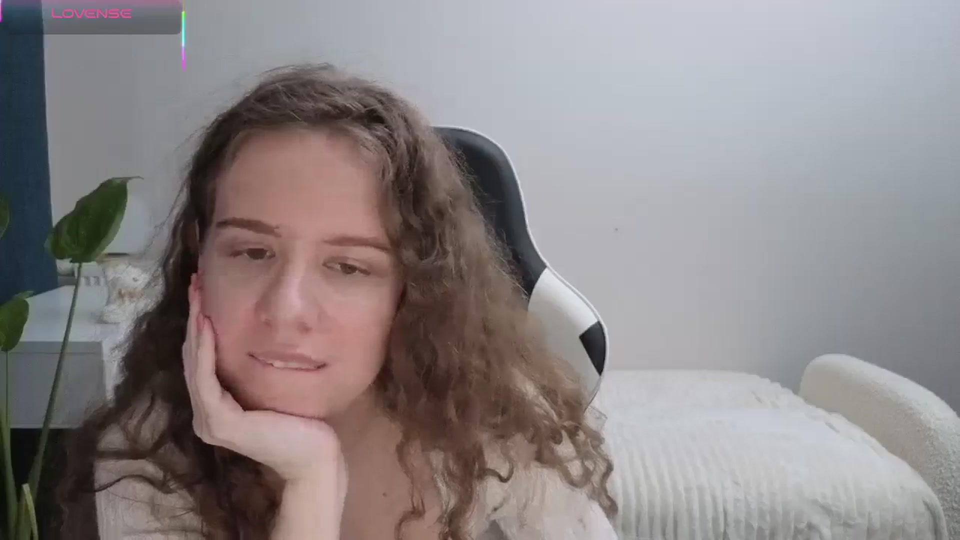 Gallery image thumbnail from BlueFlowerr's myfreecams stream on, 11/07/2025, 22:14 image 3 of 20