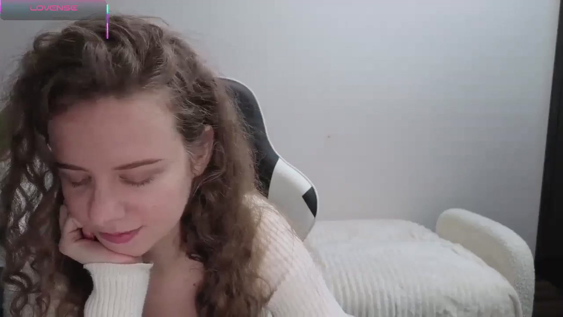 Gallery image thumbnail from BlueFlowerr's myfreecams stream on, 11/08/2025, 24:01 image 12 of 20