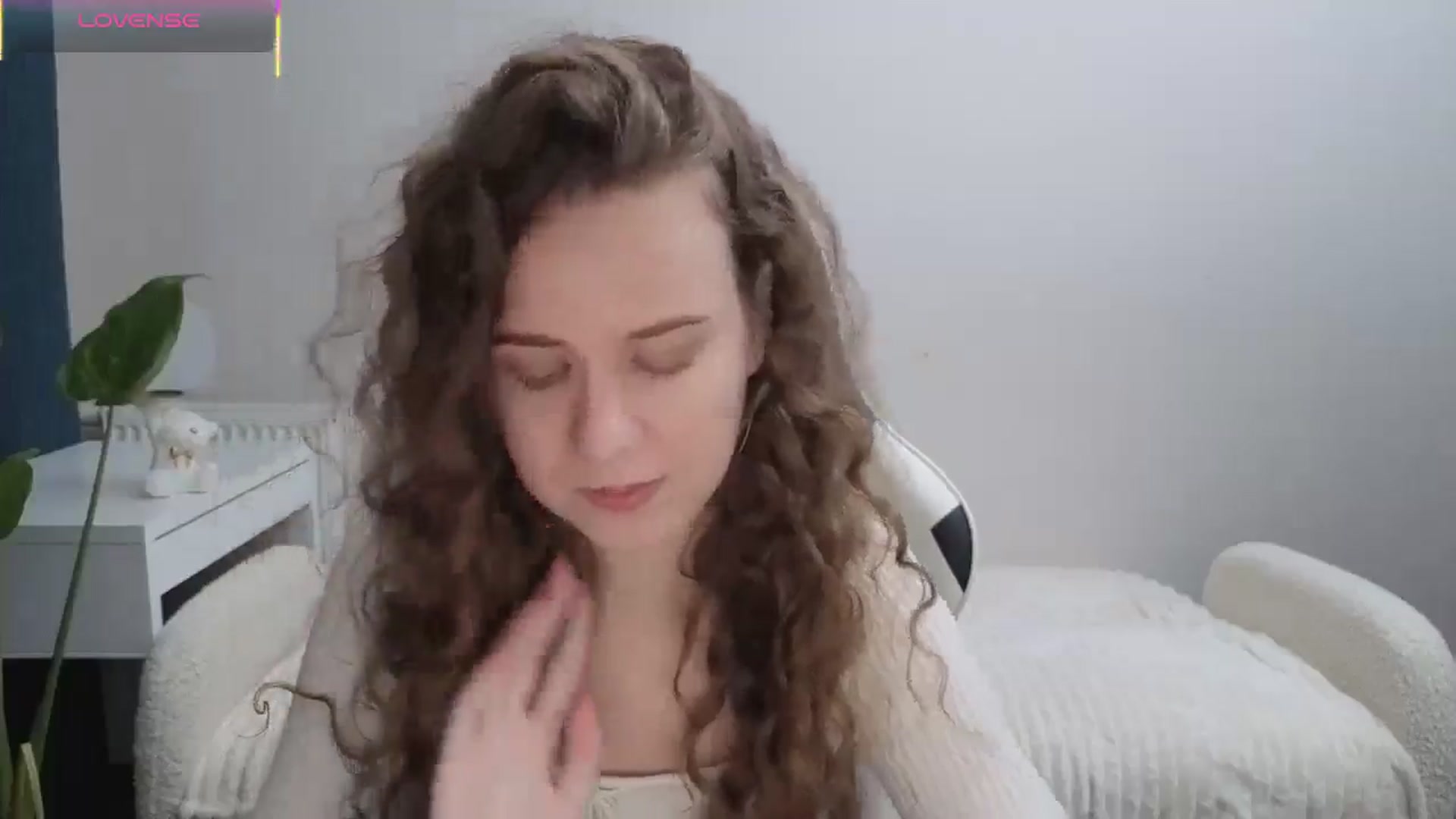 Gallery image thumbnail from BlueFlowerr's myfreecams stream on, 11/08/2025, 24:01 image 5 of 20