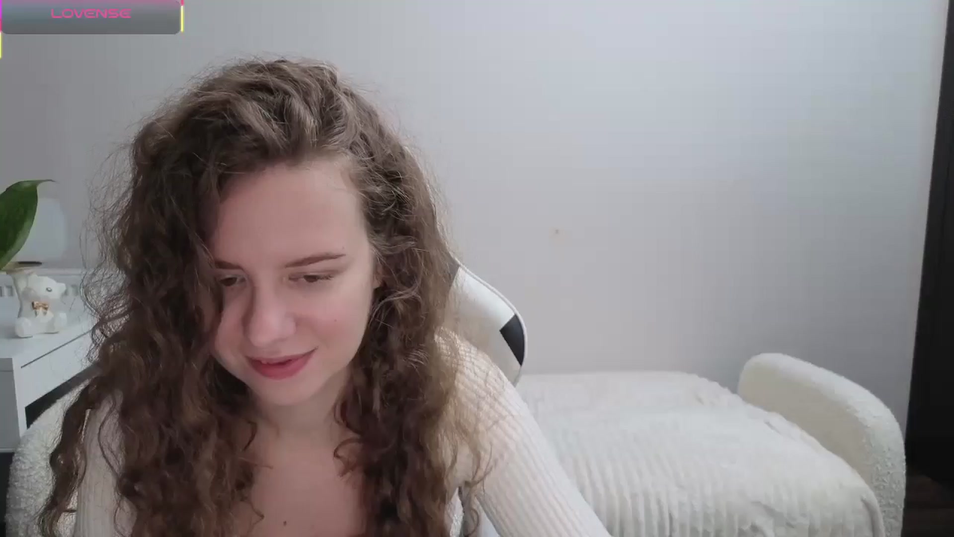 Gallery image thumbnail from BlueFlowerr's myfreecams stream on, 11/08/2025, 24:01 image 15 of 20