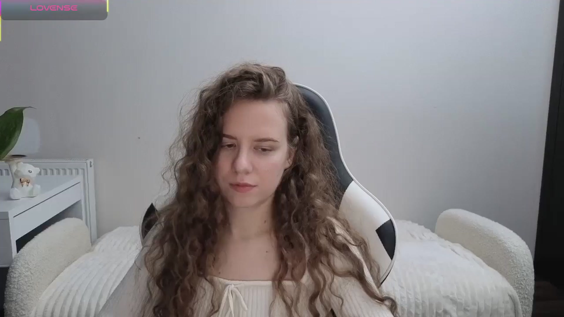 Gallery image thumbnail from BlueFlowerr's myfreecams stream on, 11/08/2025, 24:01 image 8 of 20
