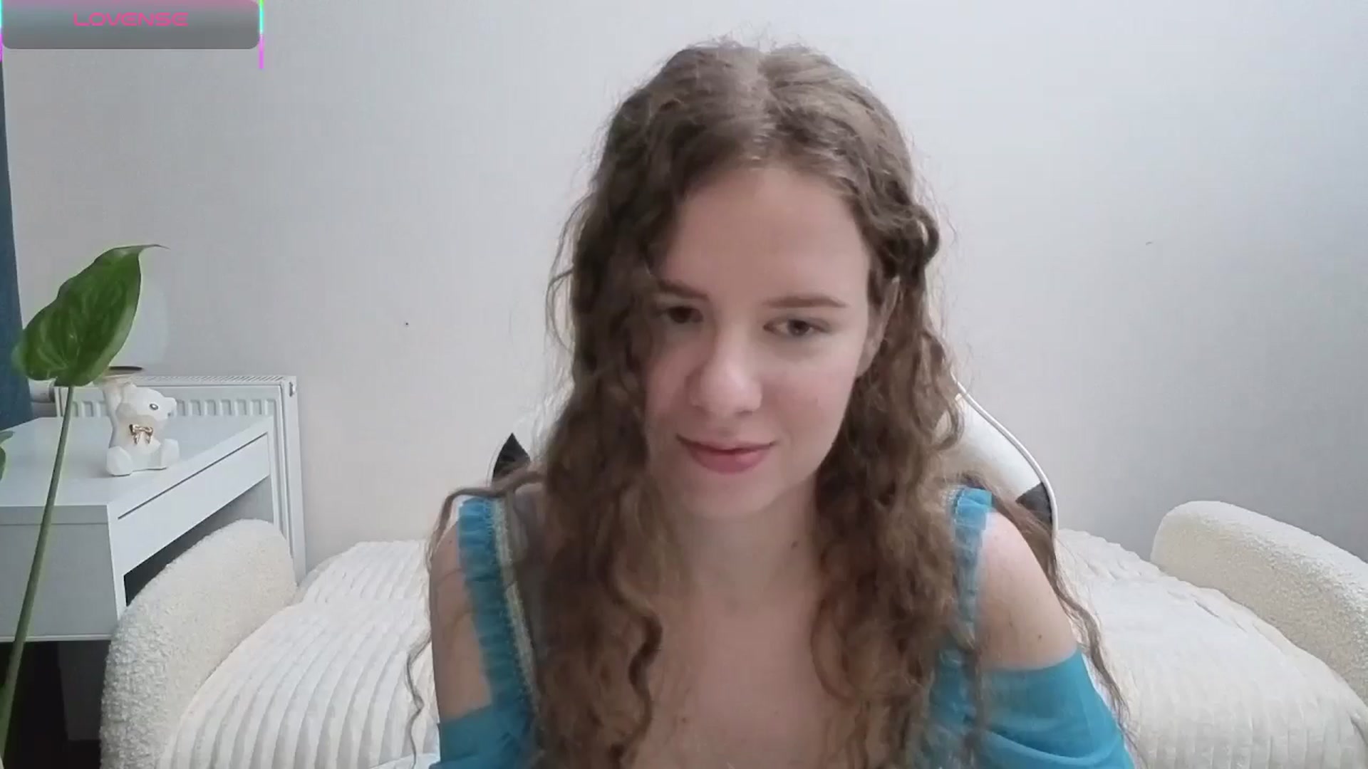 Gallery image thumbnail from BlueFlowerr's myfreecams stream on, 11/08/2025, 17:33 image 12 of 20