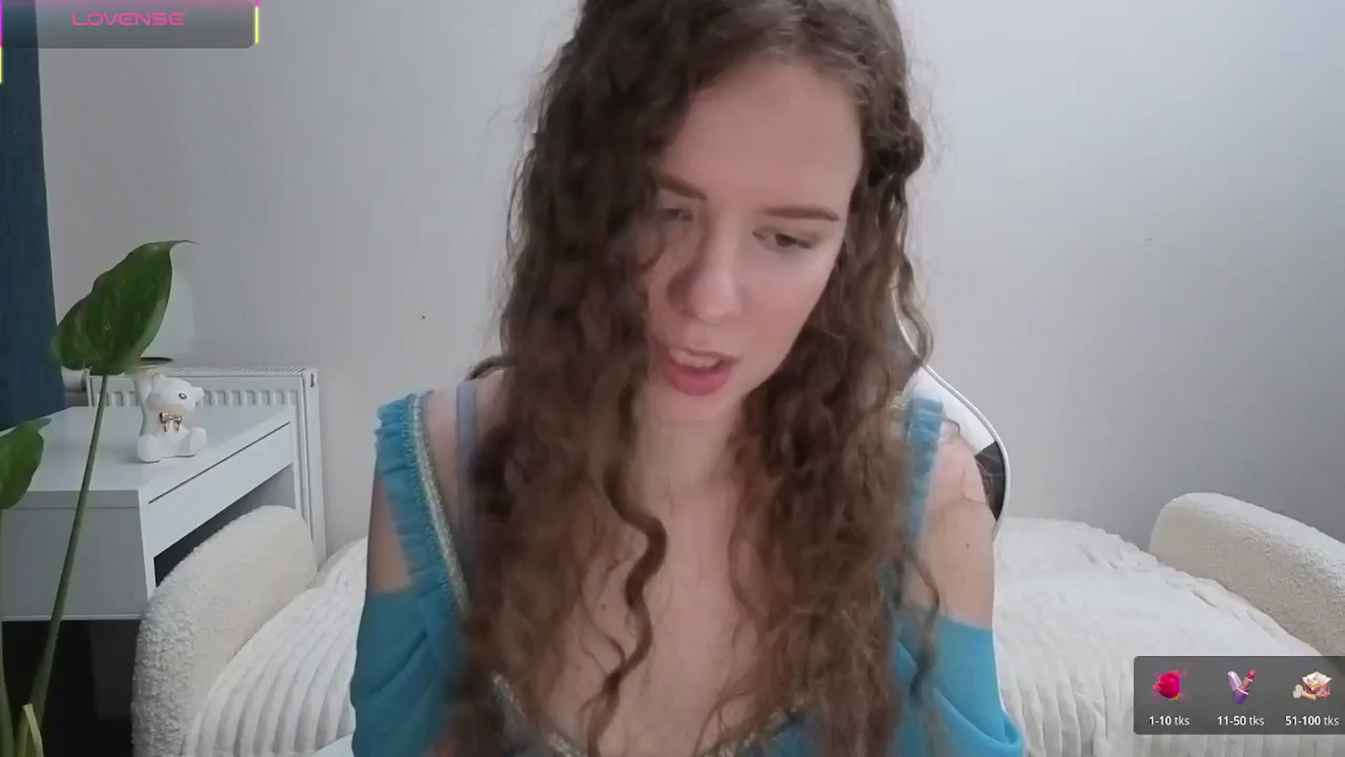 Gallery image thumbnail from BlueFlowerr's myfreecams stream on, 11/08/2025, 17:33 image 20 of 20