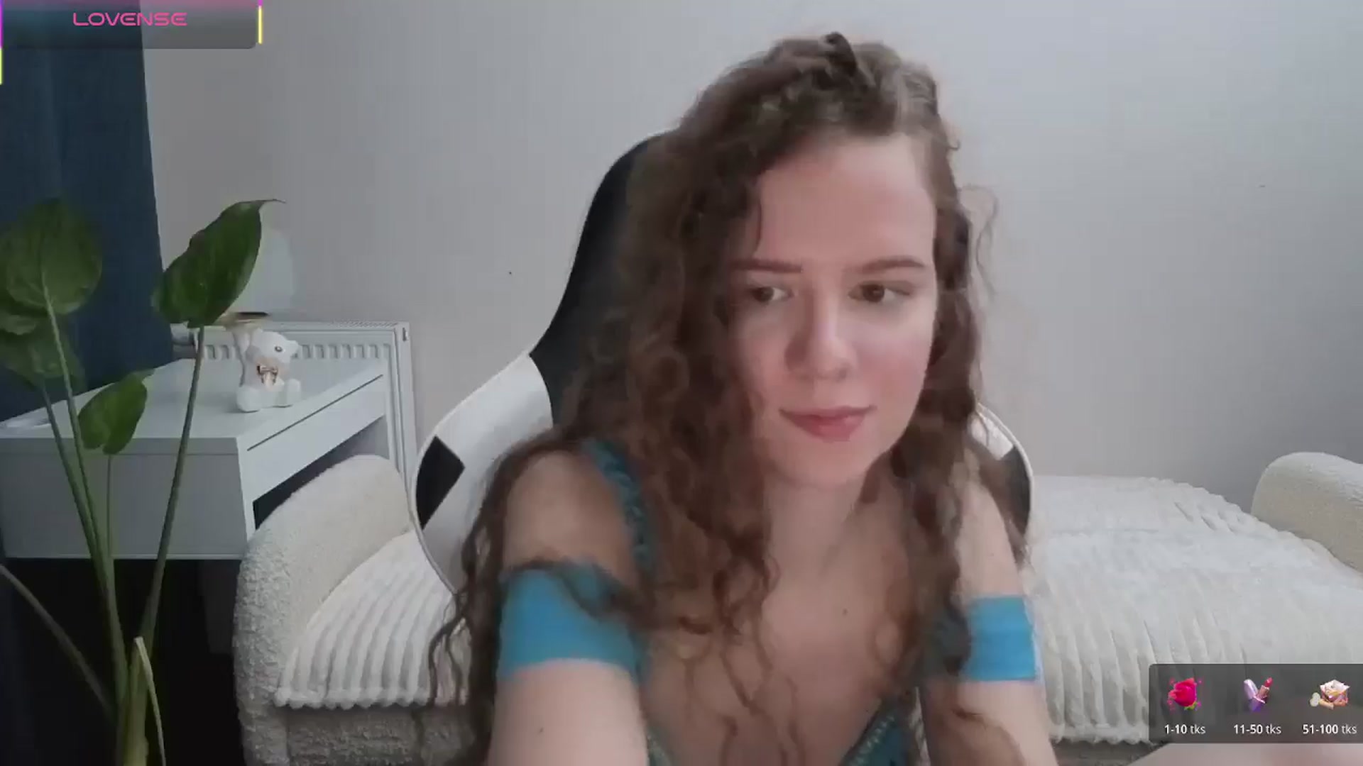 Gallery image thumbnail from BlueFlowerr's myfreecams stream on, 11/08/2025, 22:12 image 8 of 20