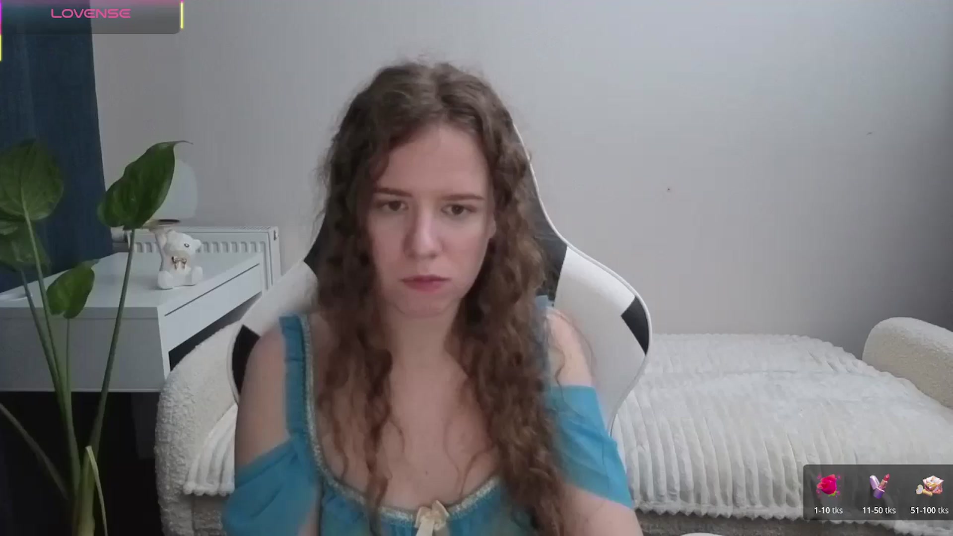 Gallery image thumbnail from BlueFlowerr's myfreecams stream on, 11/08/2025, 22:12 image 16 of 20
