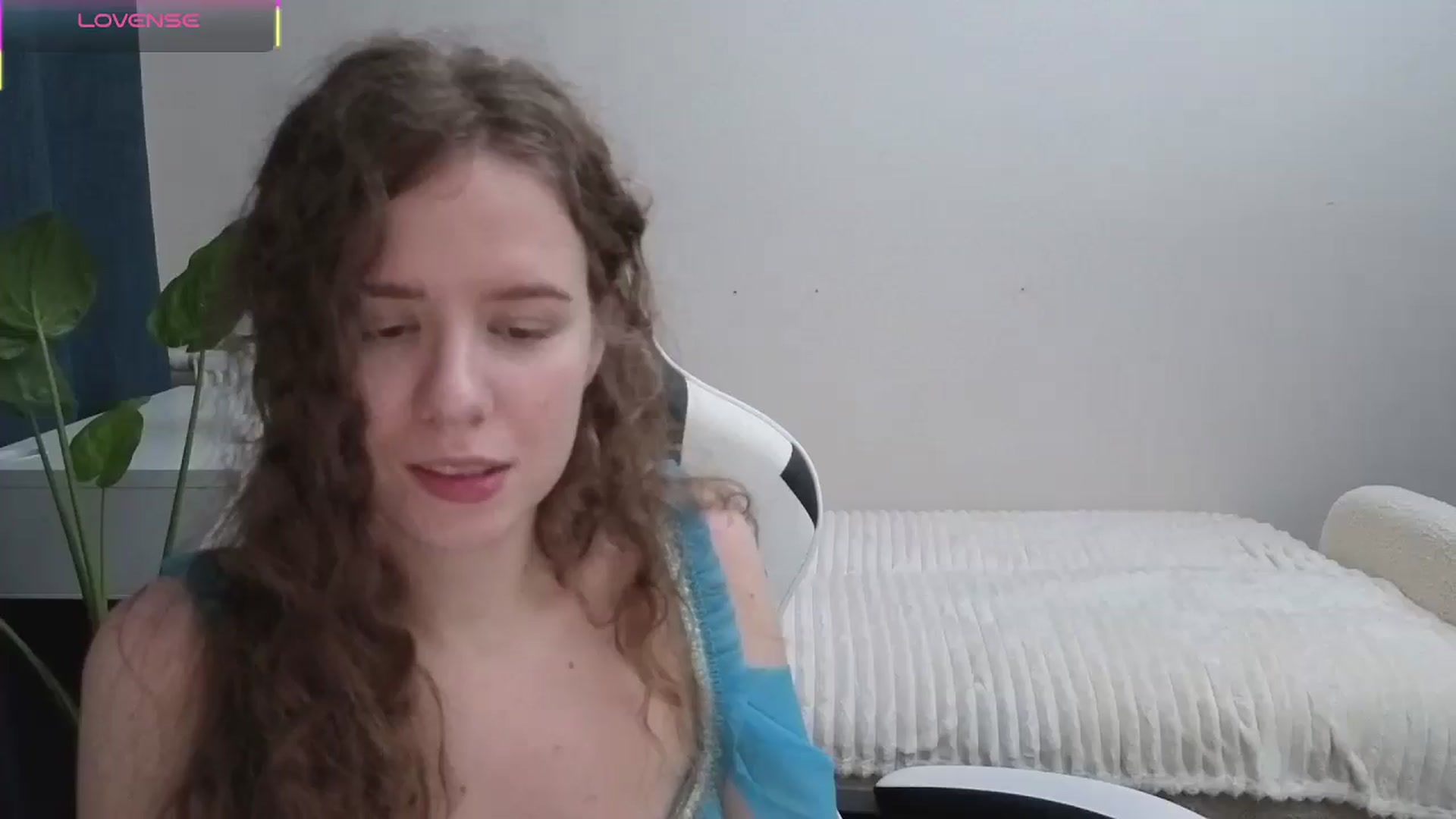 Gallery image thumbnail from BlueFlowerr's myfreecams stream on, 11/08/2025, 22:12 image 20 of 20