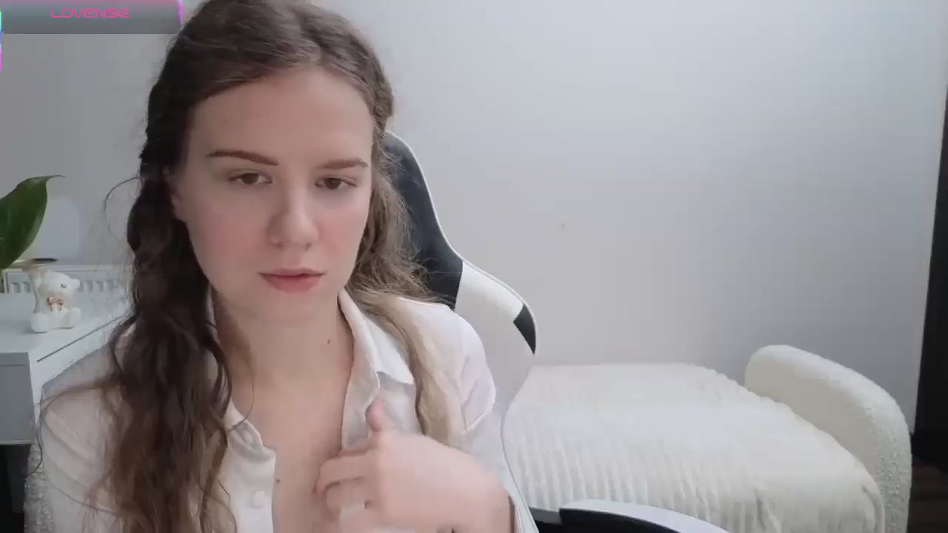 Gallery image thumbnail from BlueFlowerr's myfreecams stream on, 11/09/2025, 19:00 image 2 of 20
