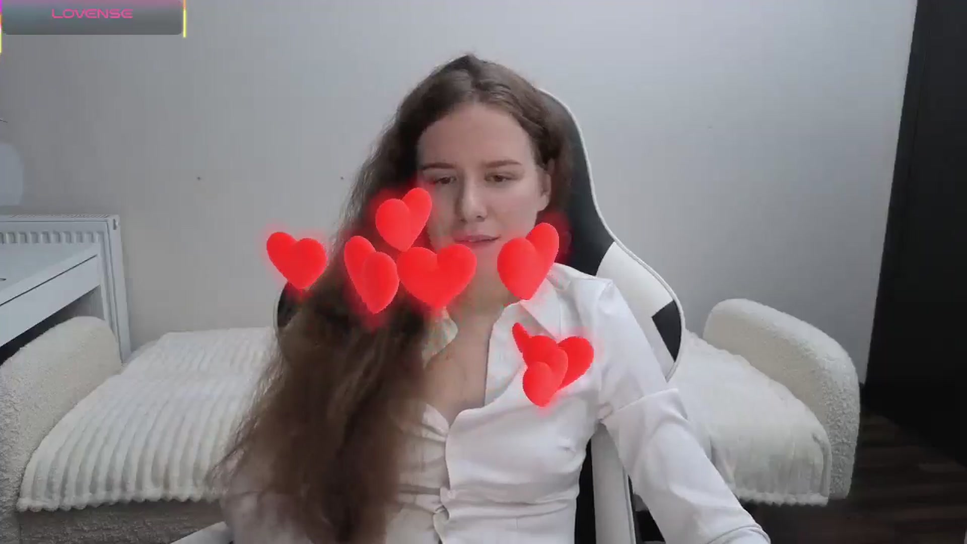 Gallery image thumbnail from BlueFlowerr's myfreecams stream on, 11/09/2025, 20:41 image 12 of 20