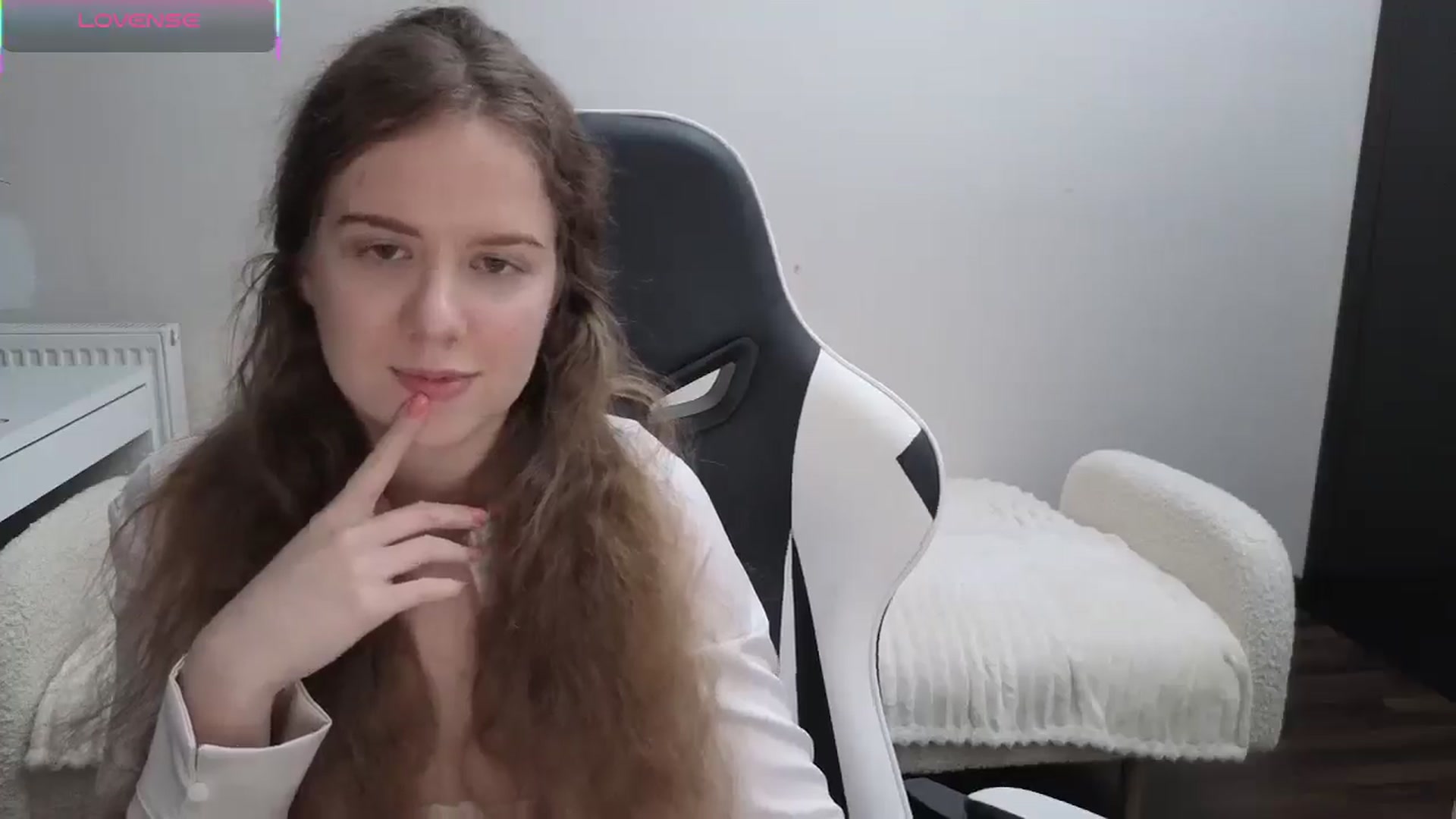 Gallery image thumbnail from BlueFlowerr's myfreecams stream on, 11/09/2025, 22:49 image 10 of 20